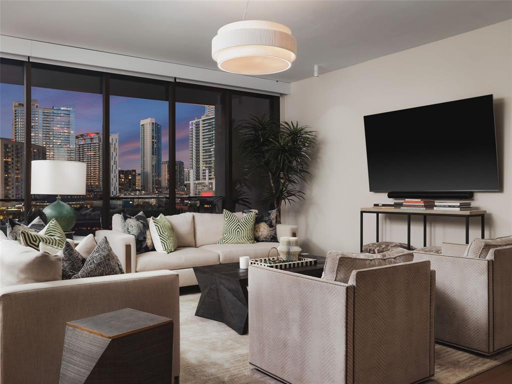 1211 W Riverside DR # 6A