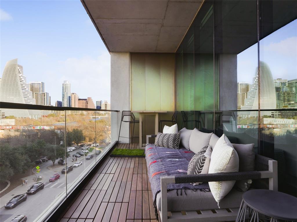 1211 W Riverside DR # 6A