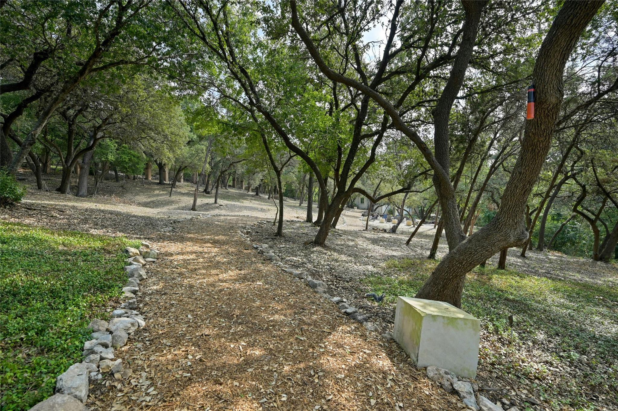 4705 & 4709 Island CV