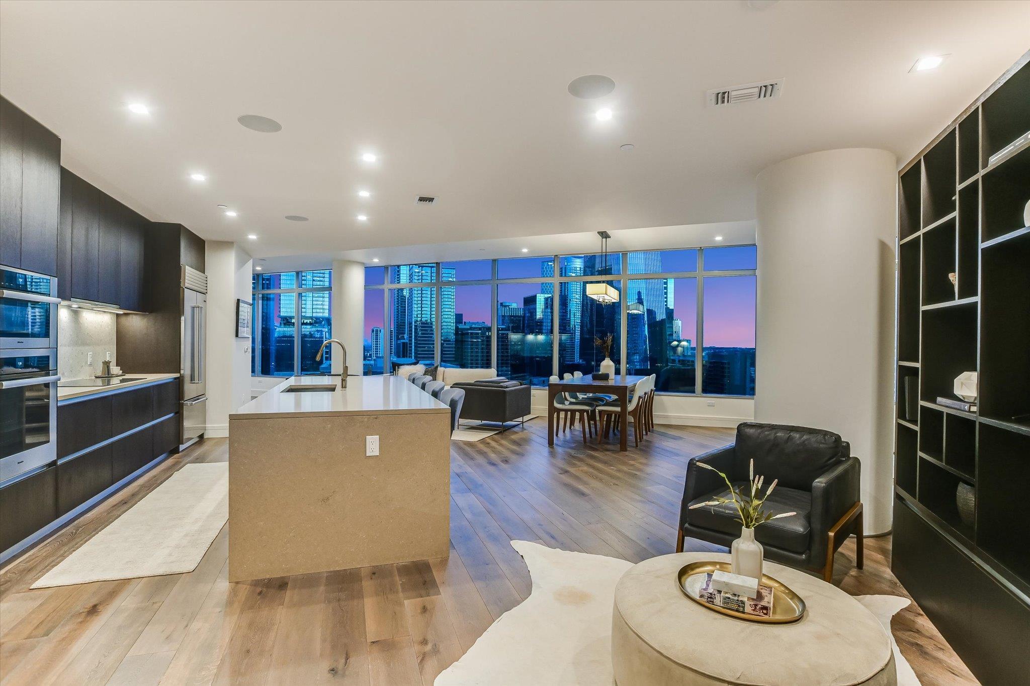 501 West Ave # 2303