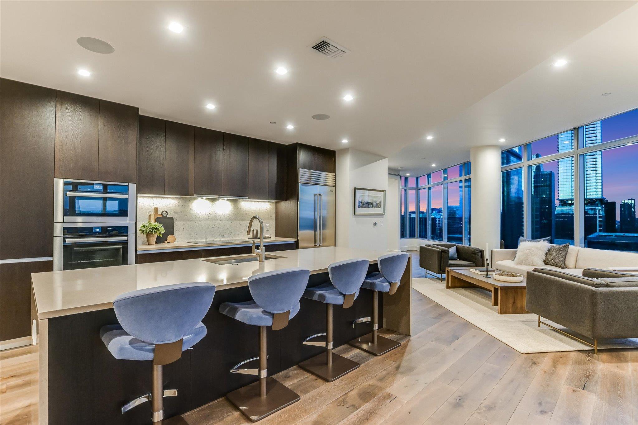 501 West Ave # 2303