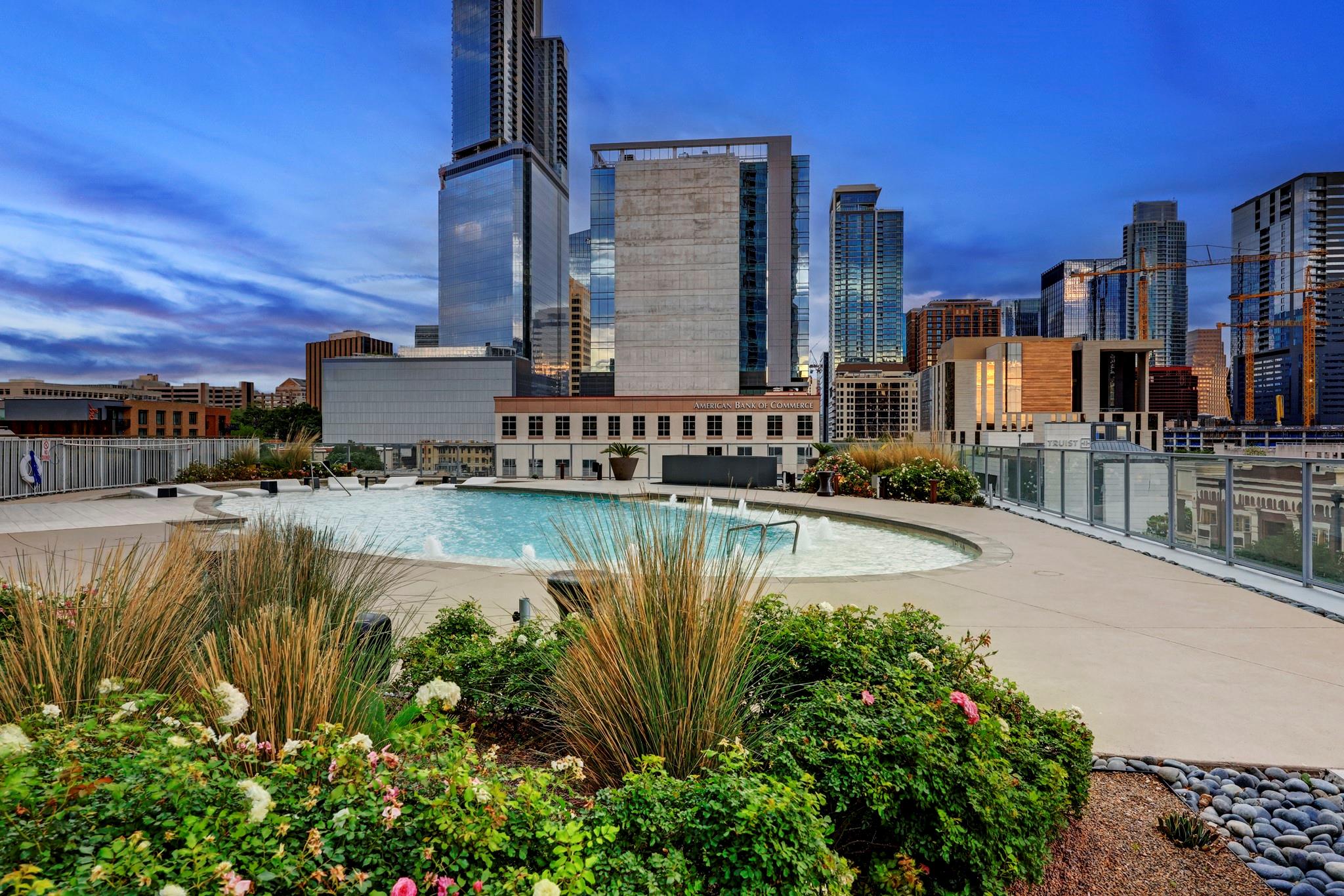 501 West Ave # 2303