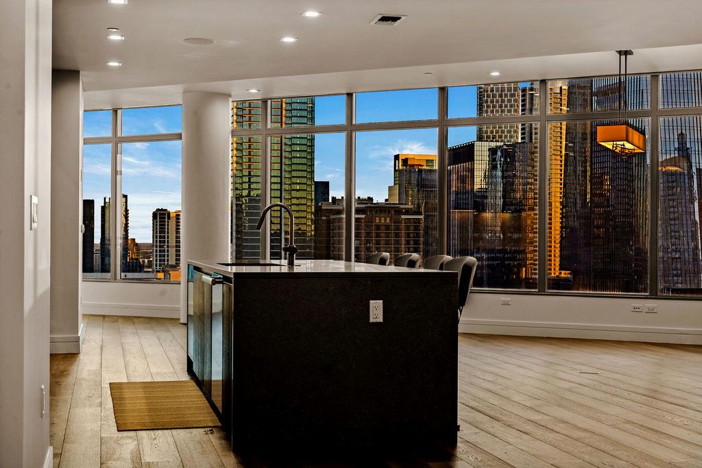 501 West Ave # 2303