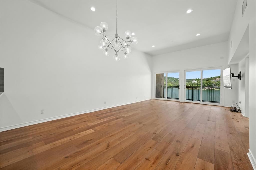 1500 Scenic DR # 304