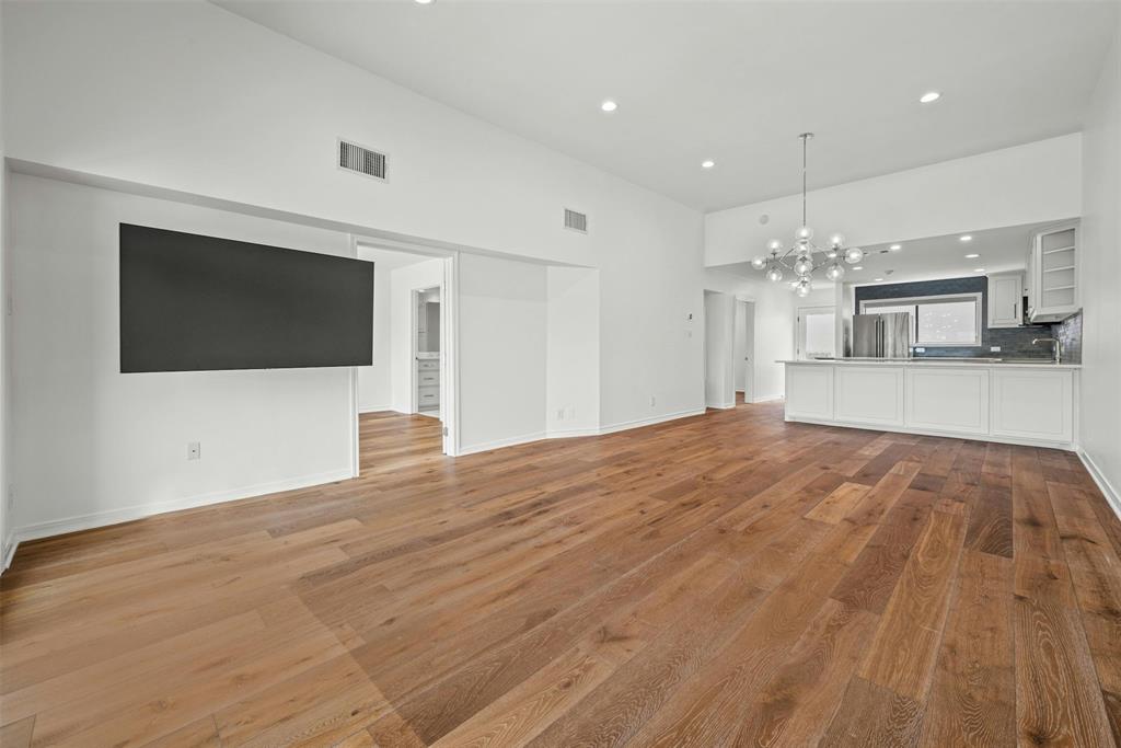 1500 Scenic DR # 304