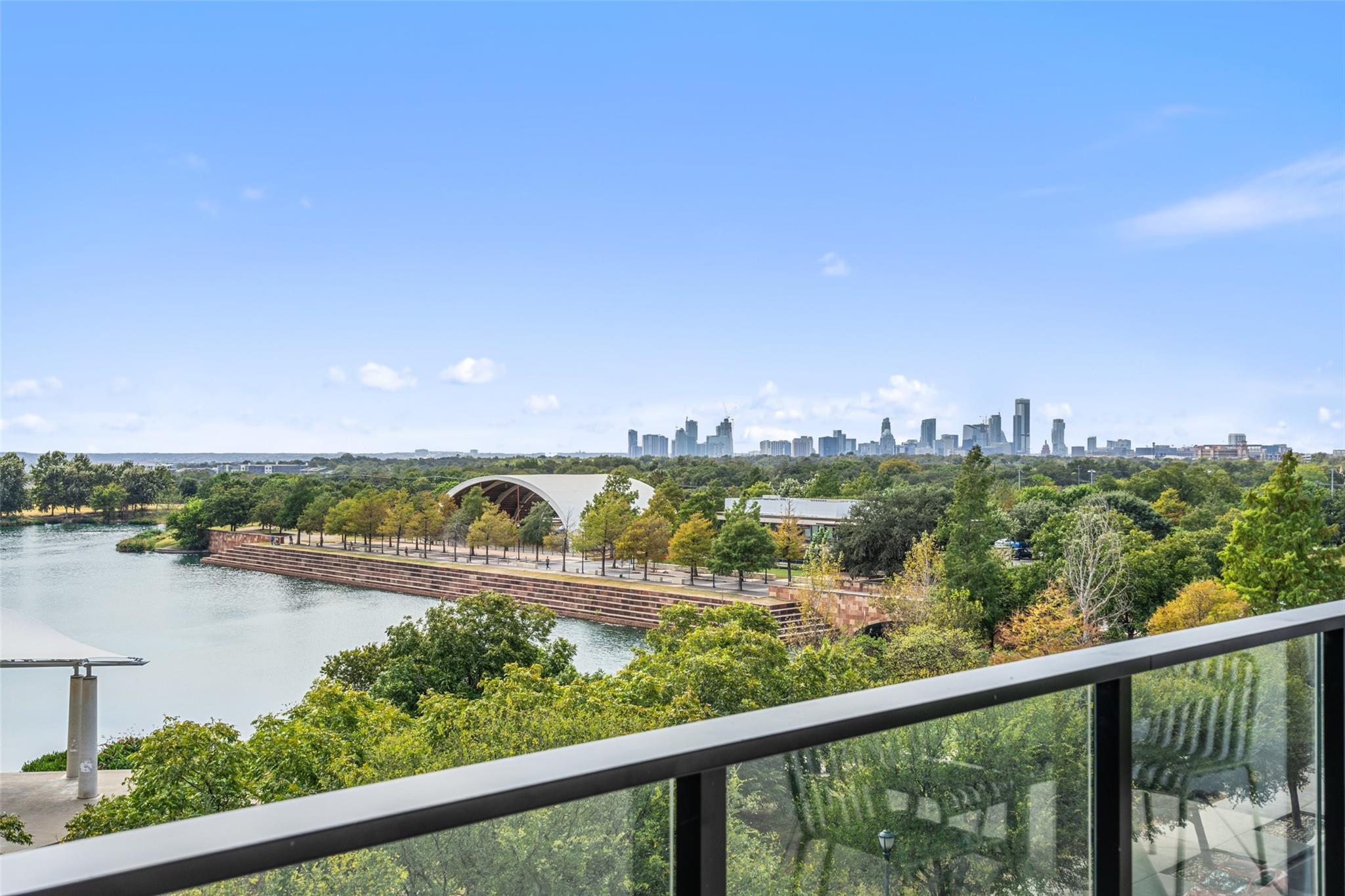 1701 Simond Ave # 206