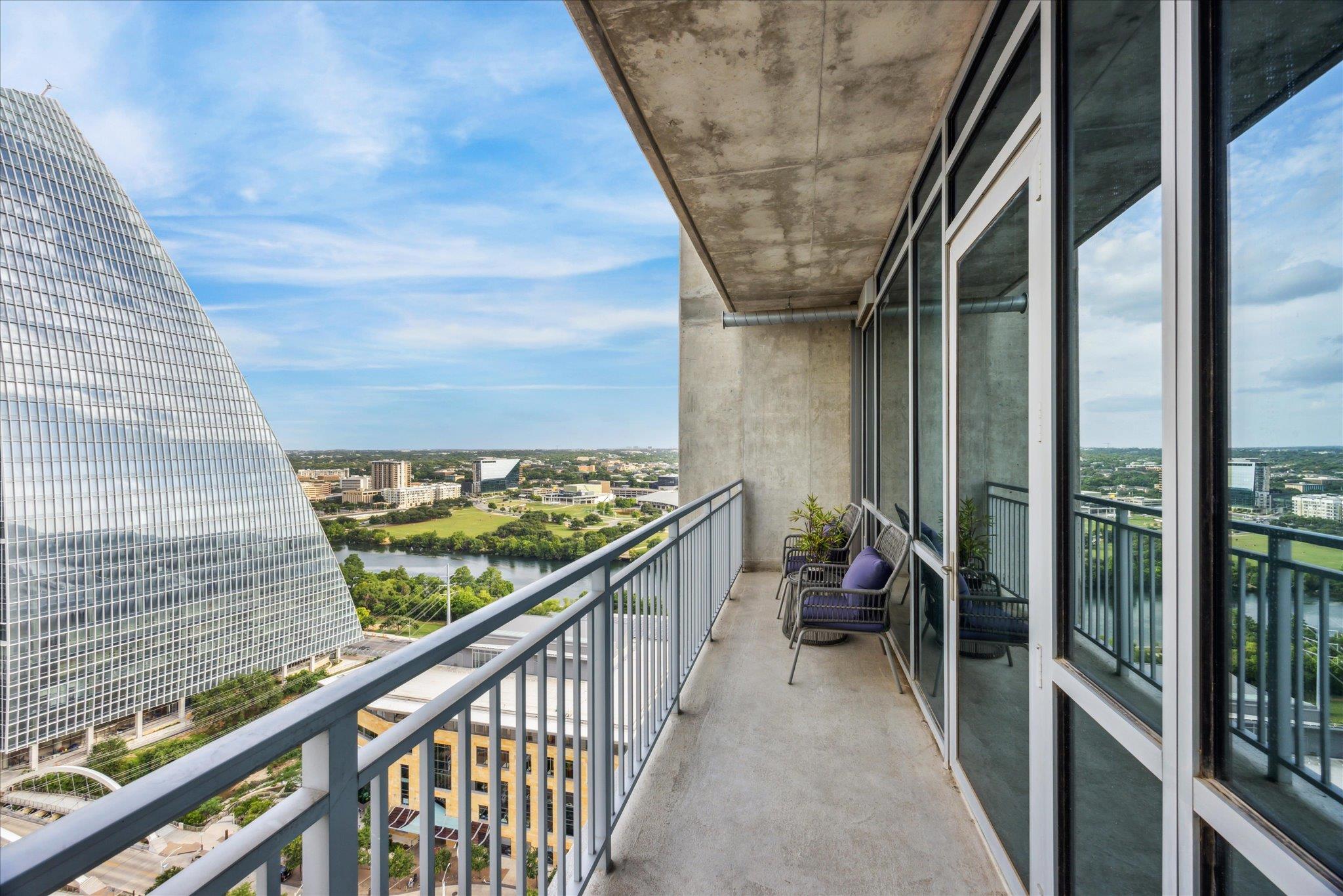 222 West Ave # 2403