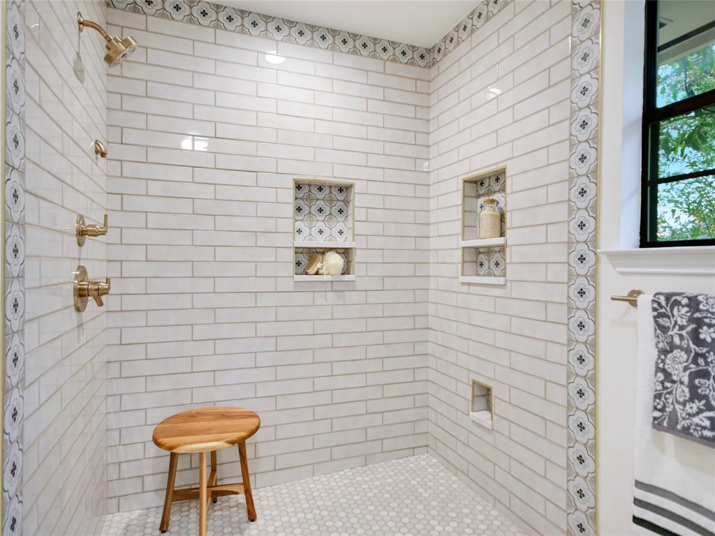 7929 Mesa Trails CIR