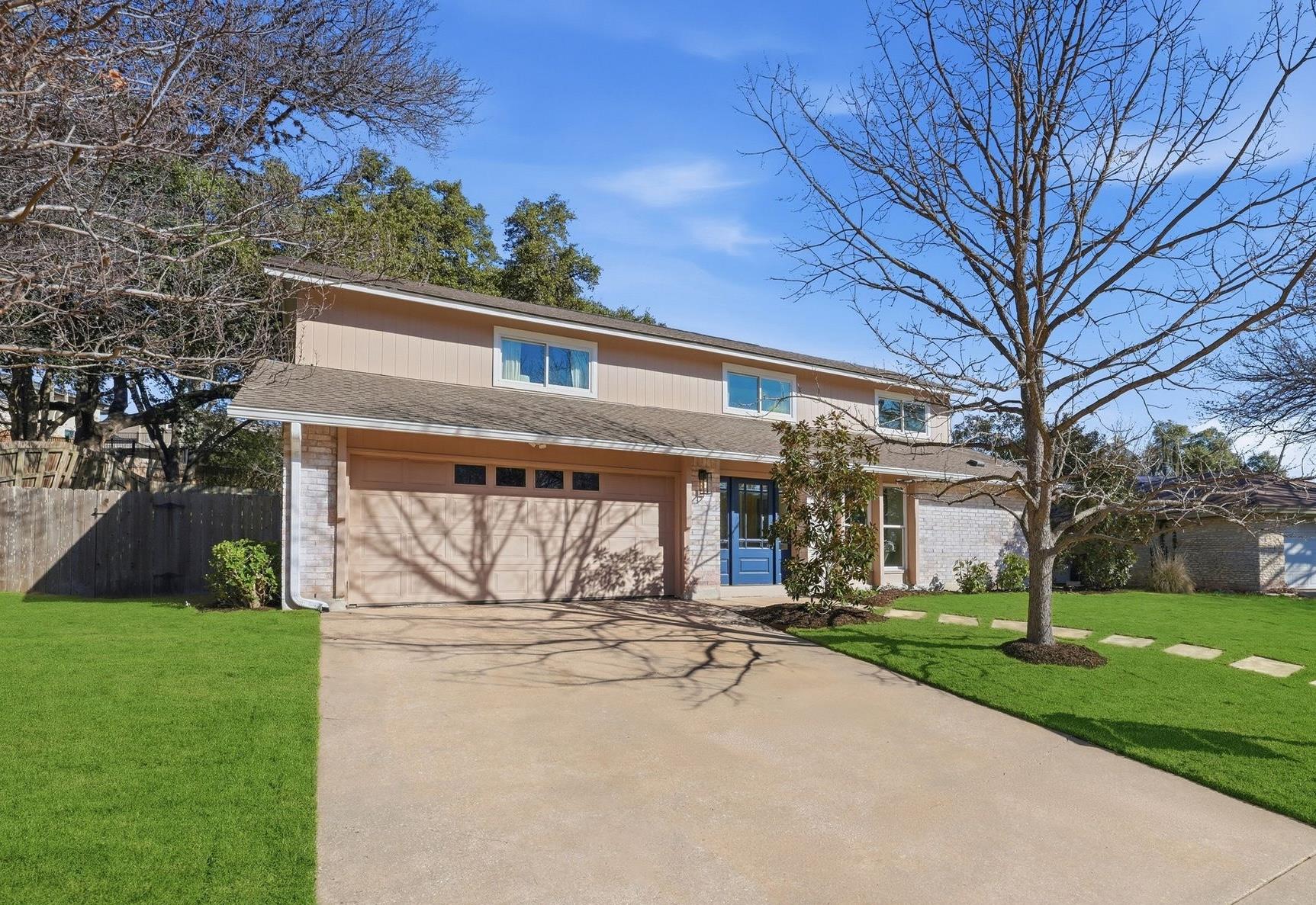 3500 Peregrine Falcon DR