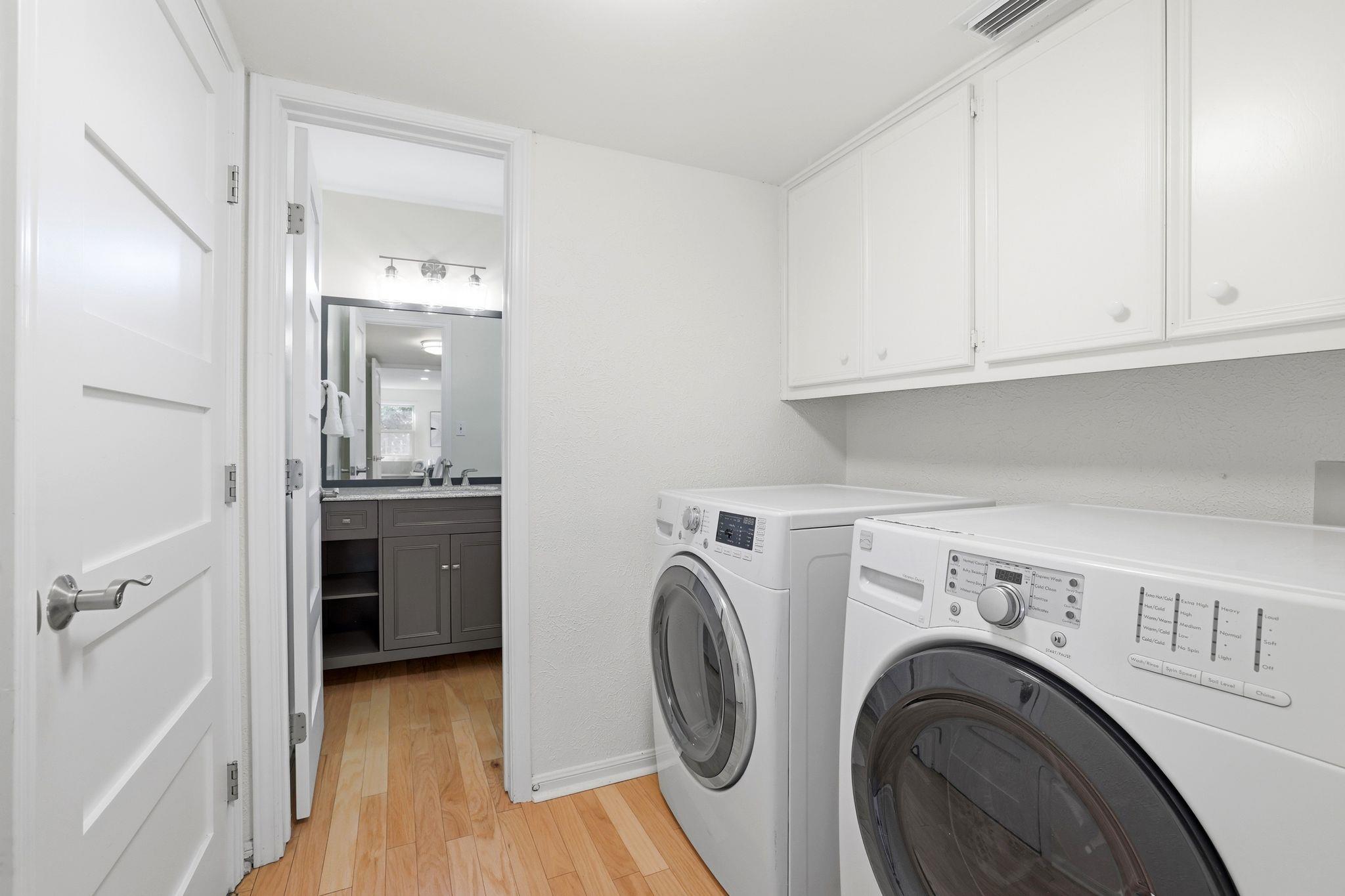 3500 Peregrine Falcon DR