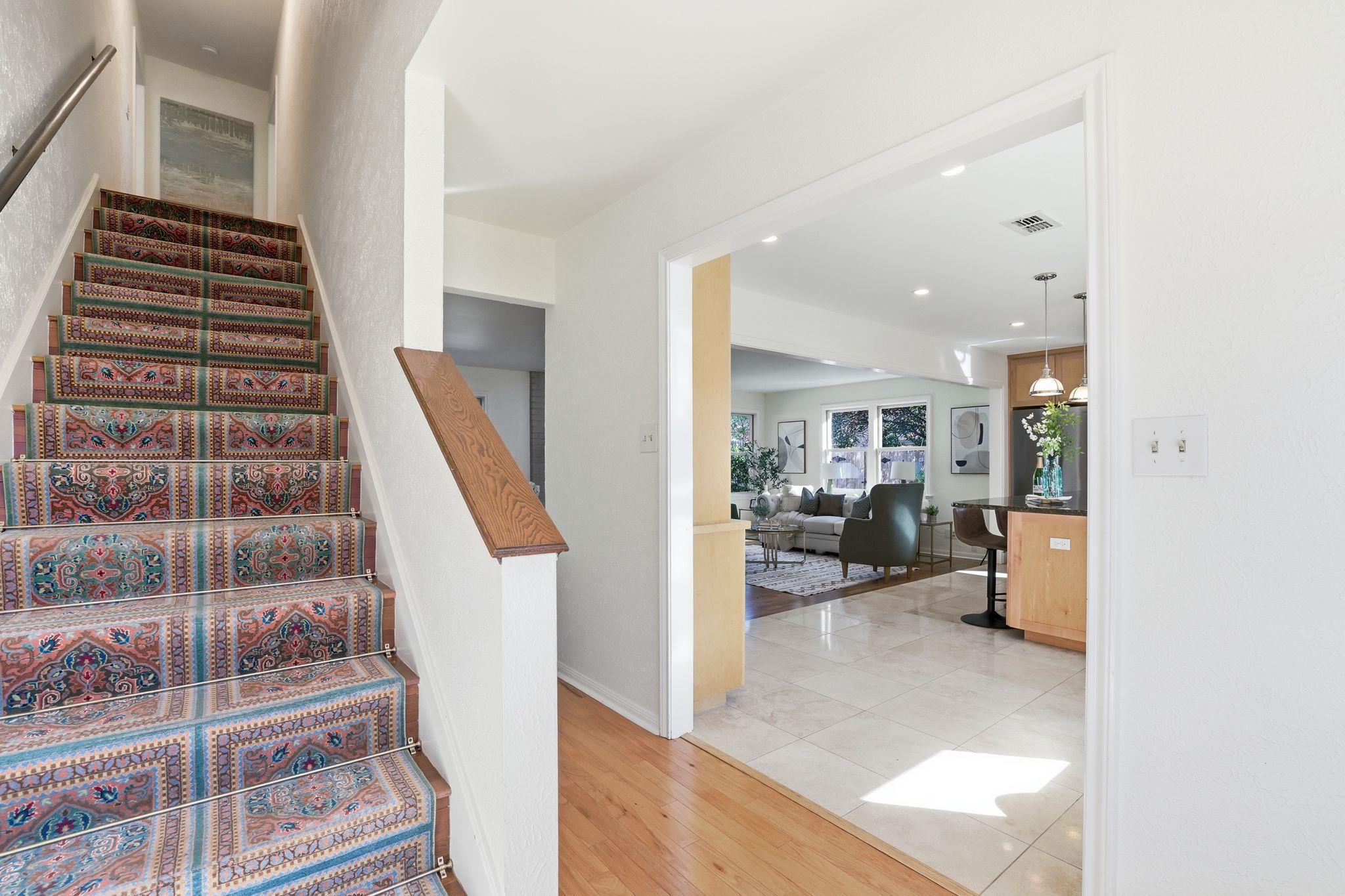 3500 Peregrine Falcon DR