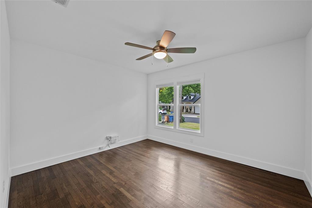 1006 Ruth Ave