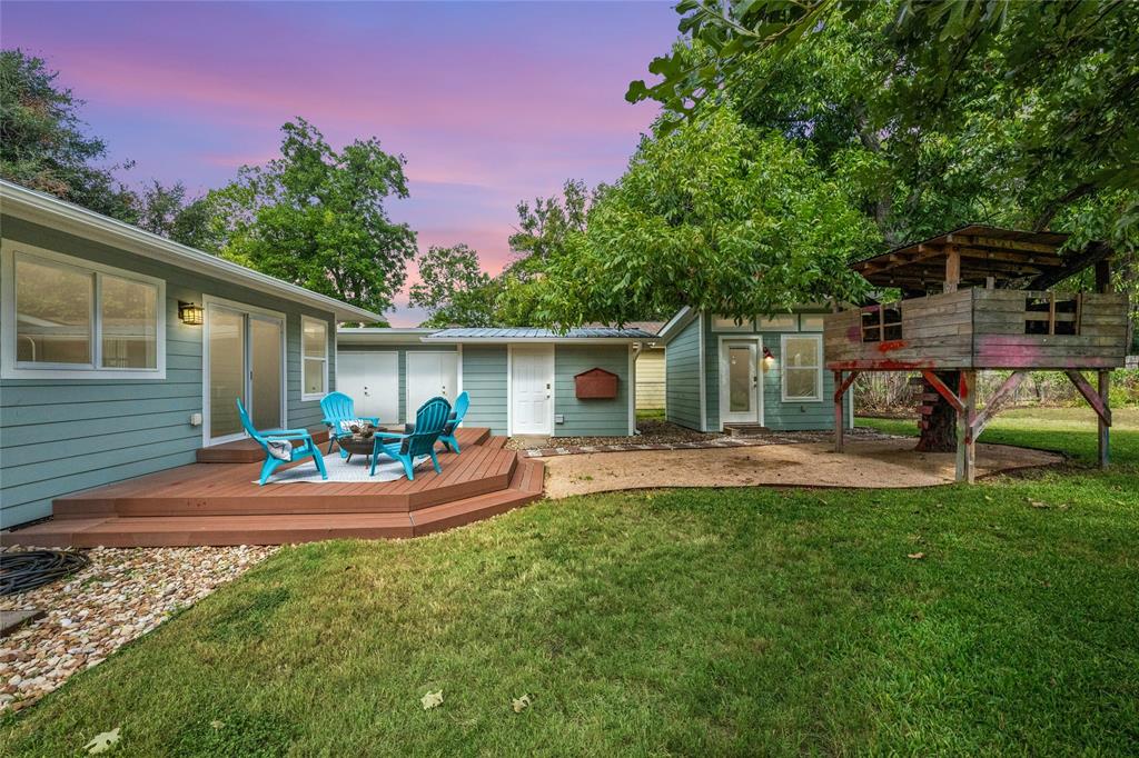 1006 Ruth Ave