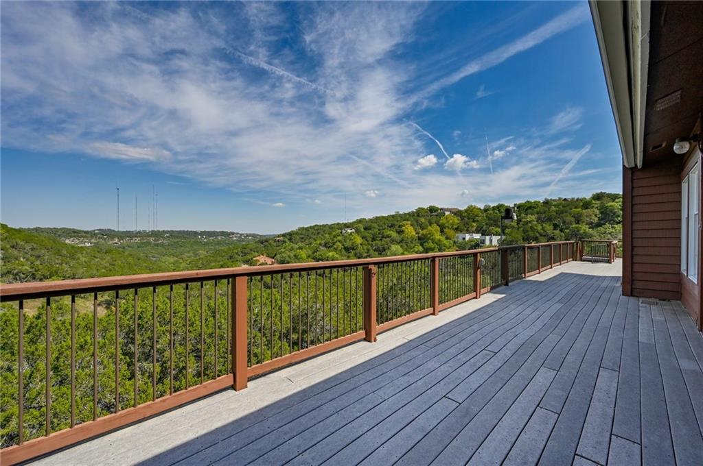 1302 Circle Ridge DR