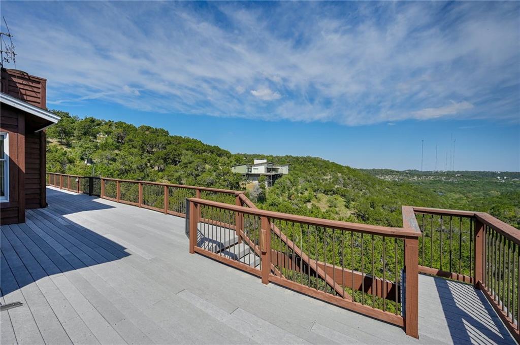 1302 Circle Ridge DR