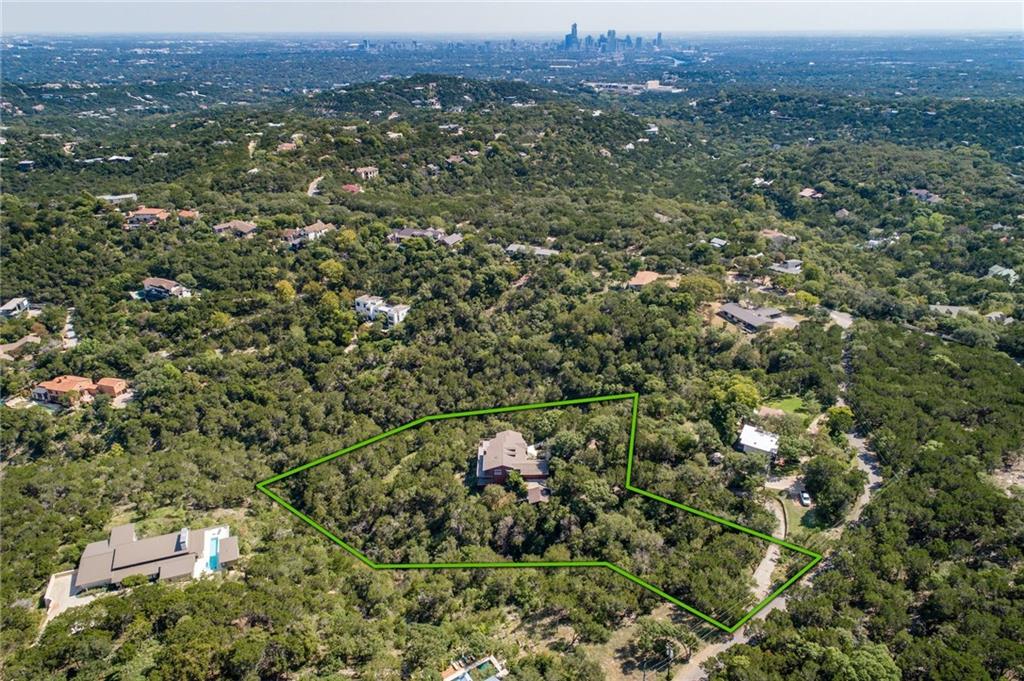 1302 Circle Ridge DR