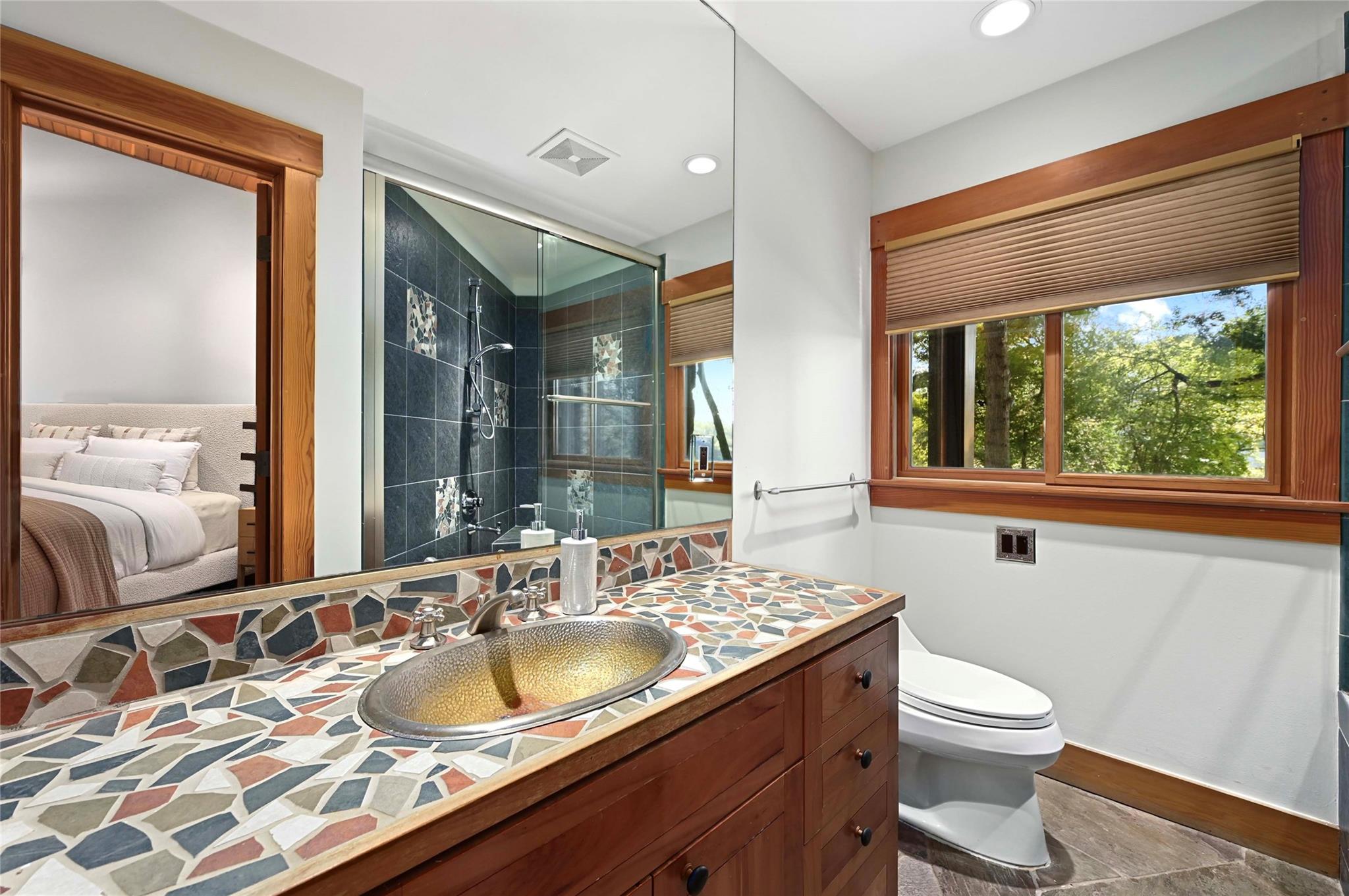23 Hull CIR