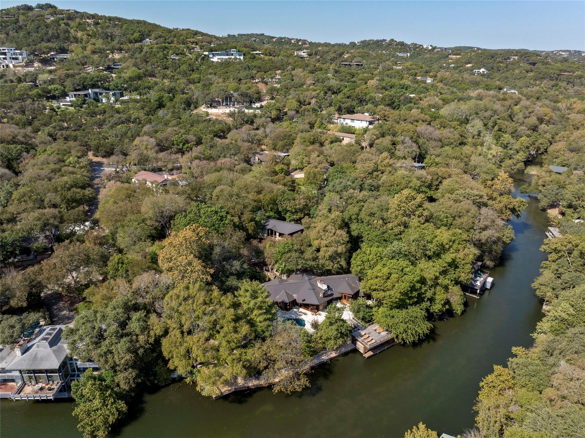 23 Hull CIR