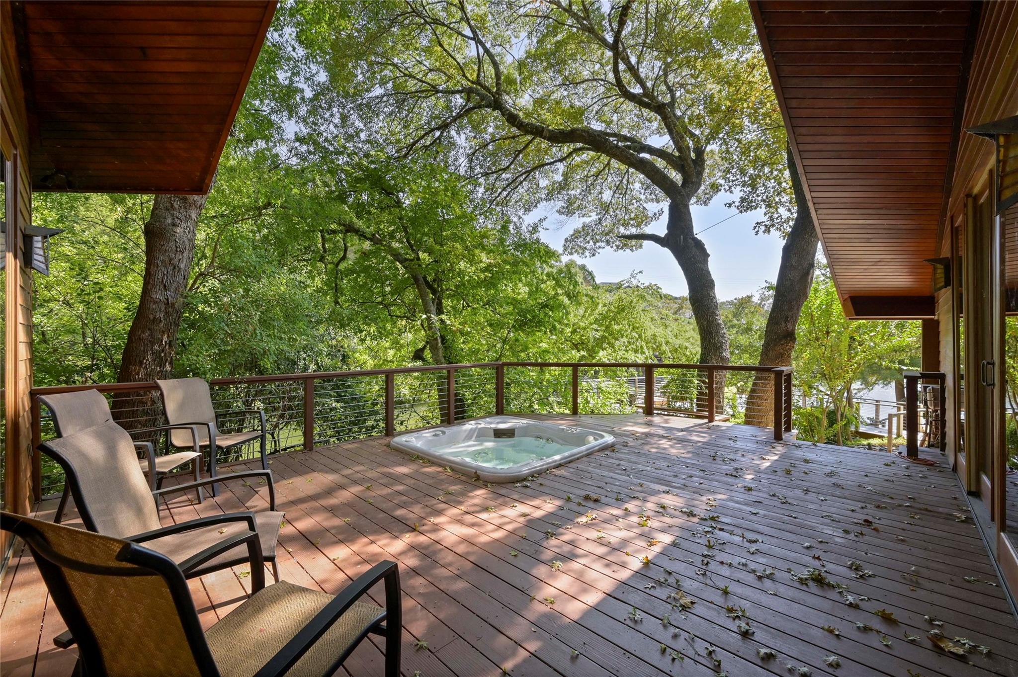 23 Hull CIR
