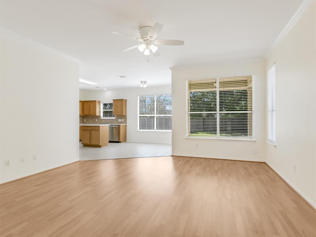 3017 Sauls DR