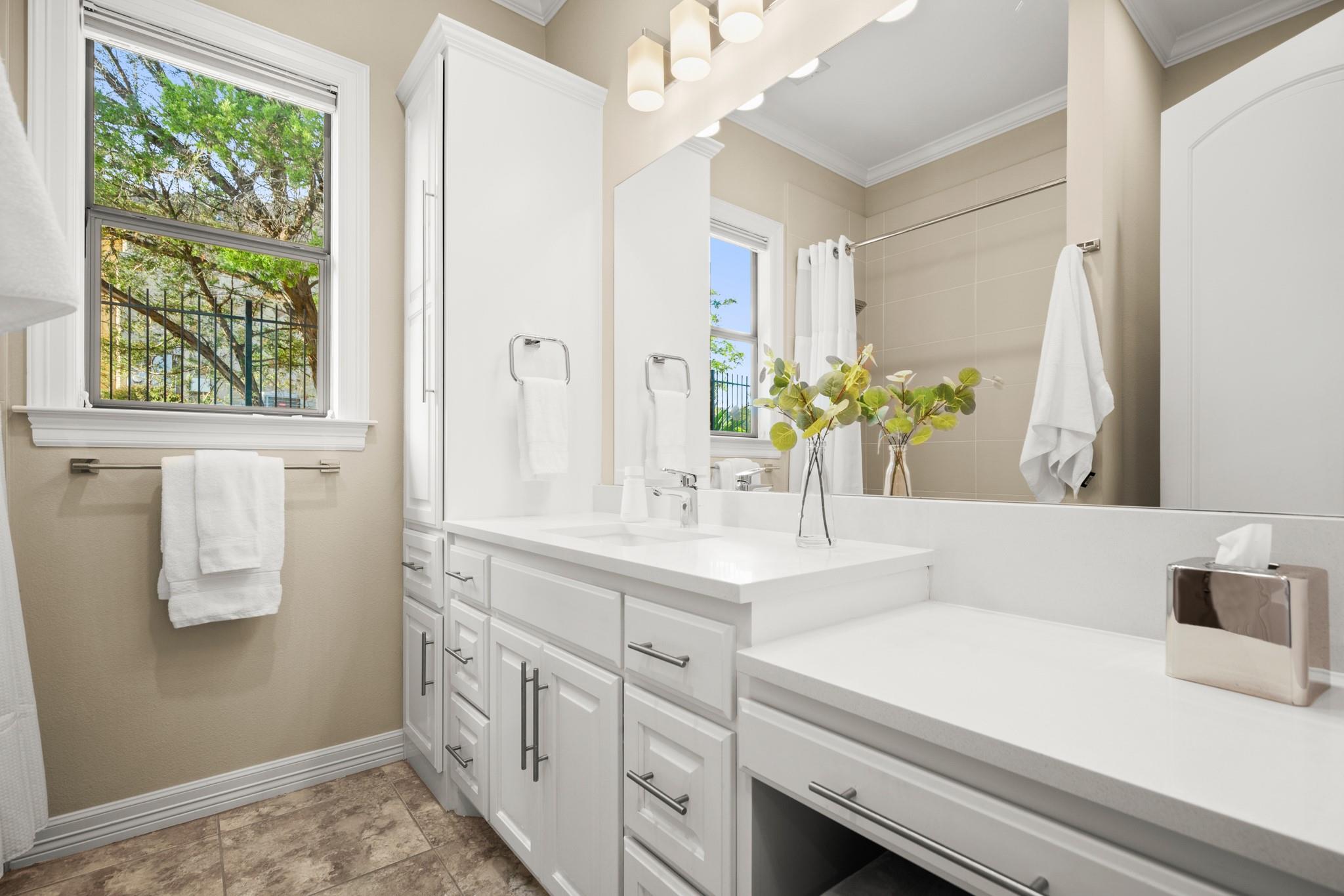 4201 Prince Andrew LN