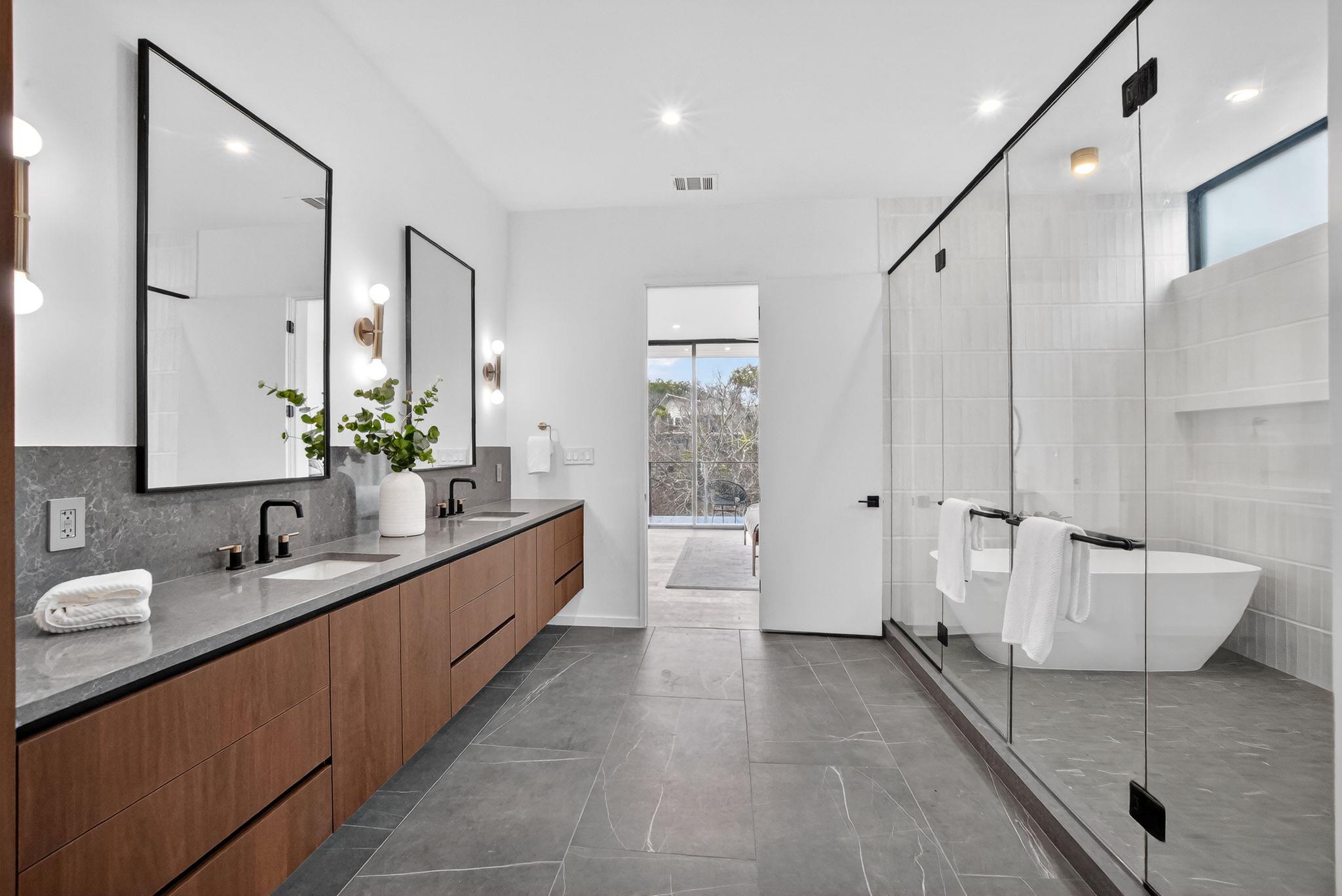 2319 Cypress PT E