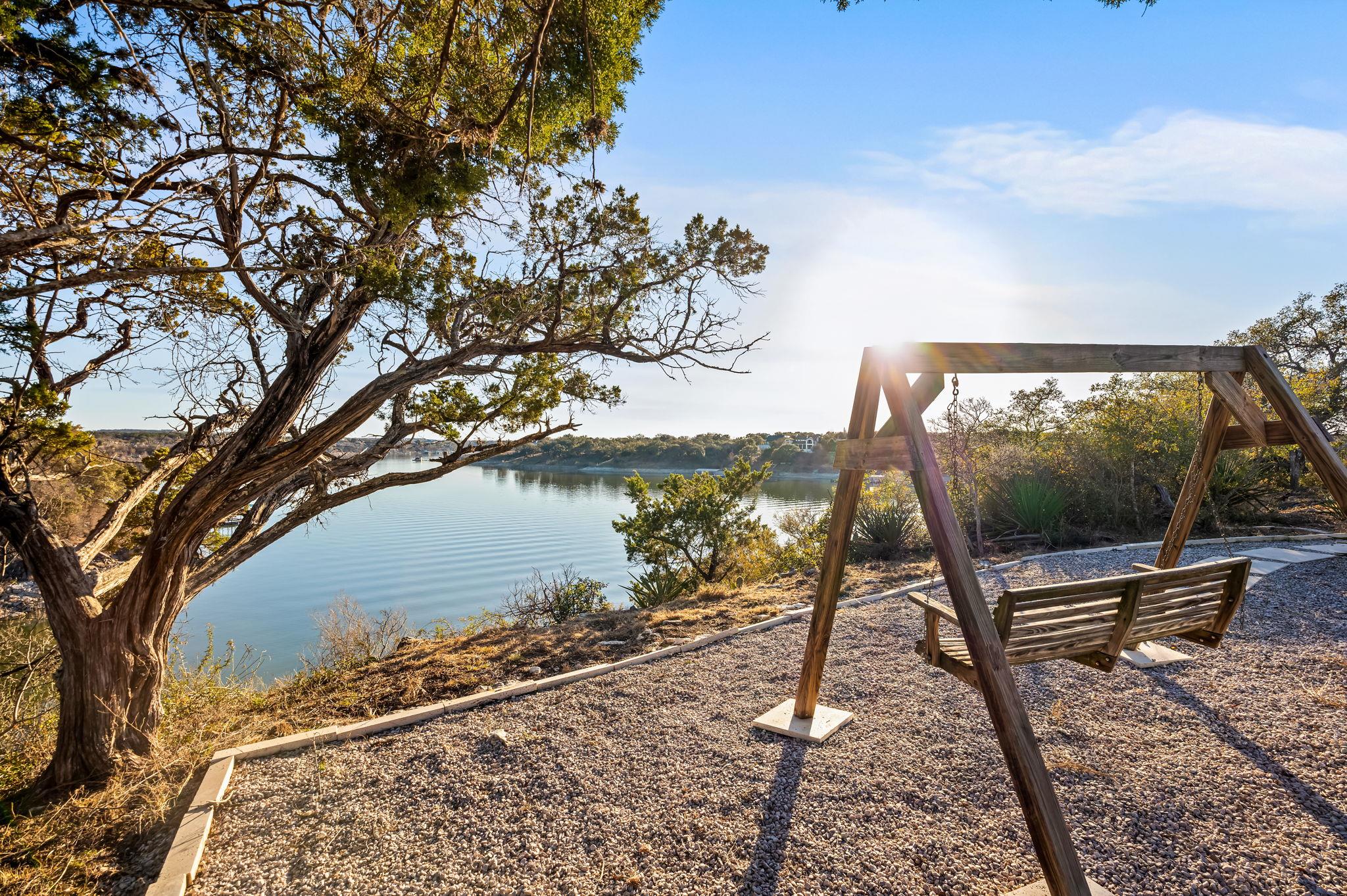 4300 Travis Peak TRL