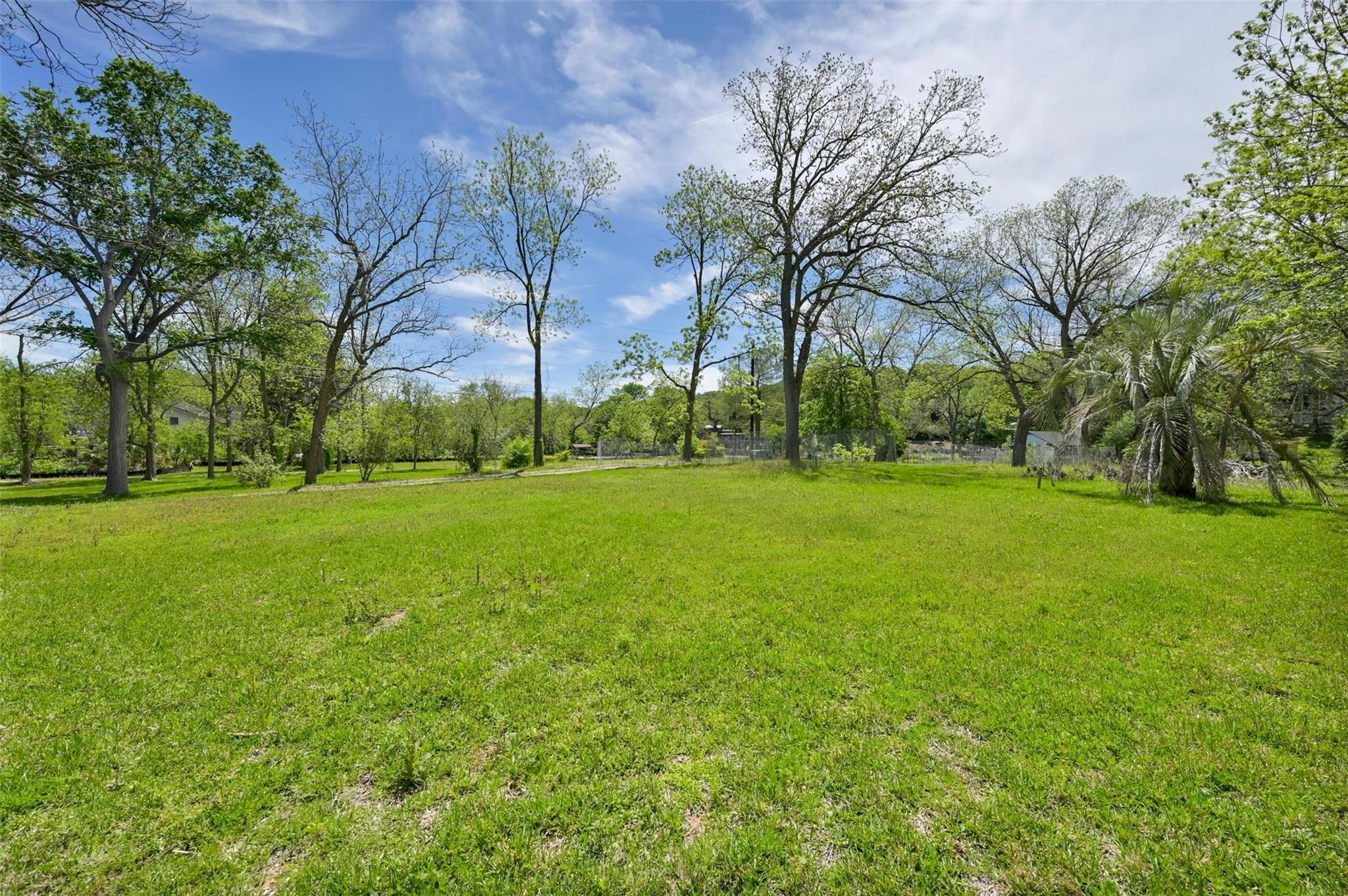 1717 Channel RD