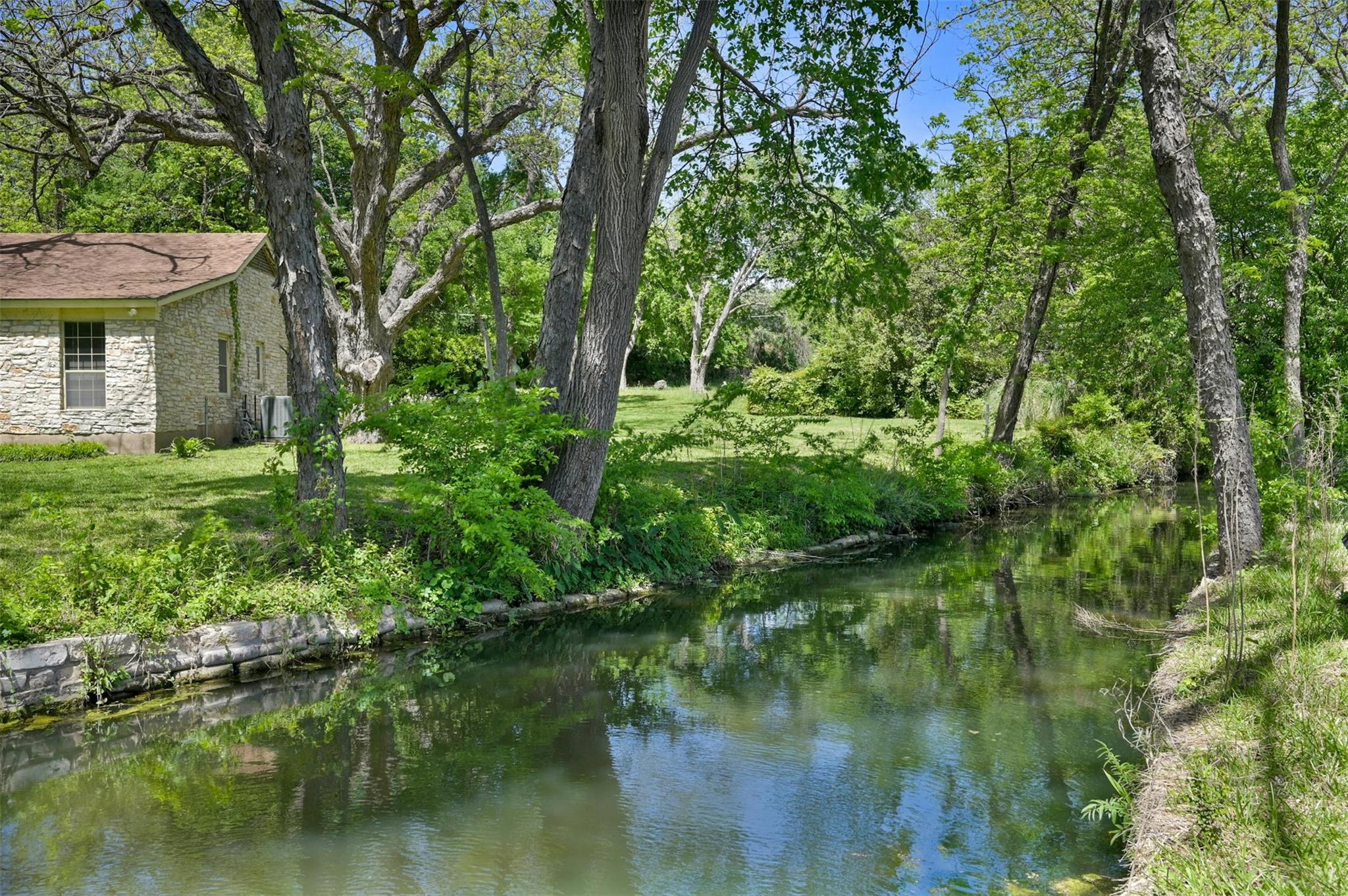 1717 Channel RD