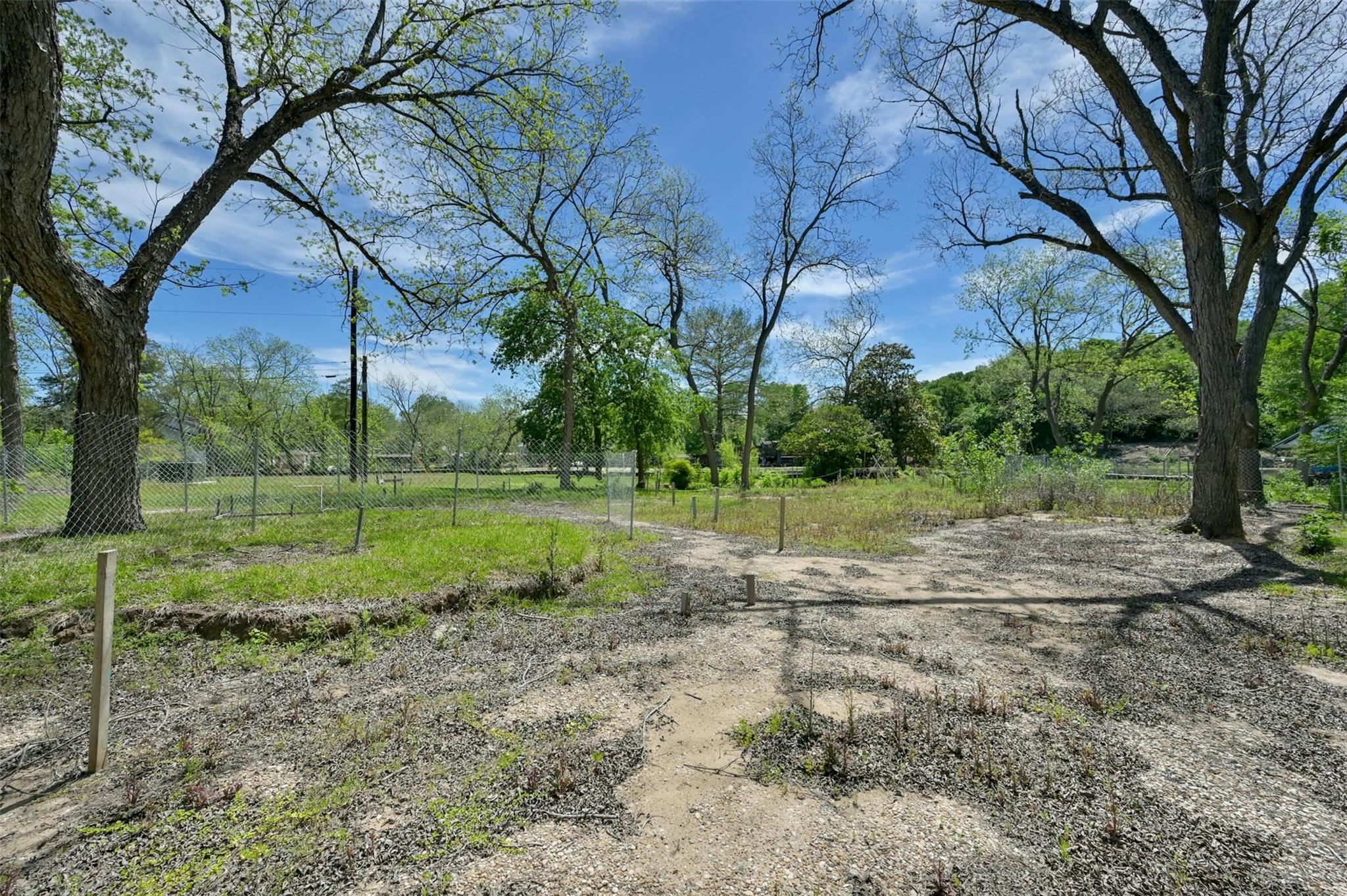 1717 Channel RD