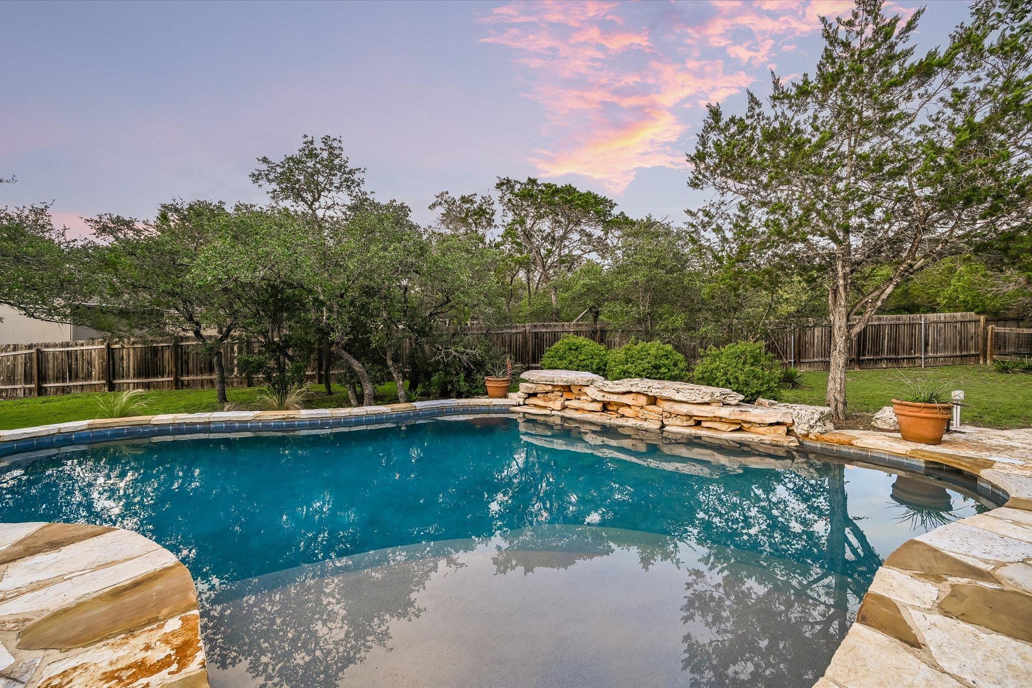 521 Cottonwood Creek RD