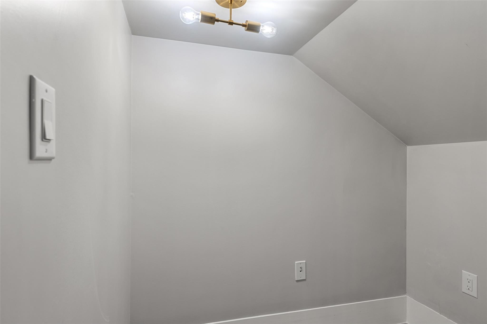 1327 Bonham TER # B