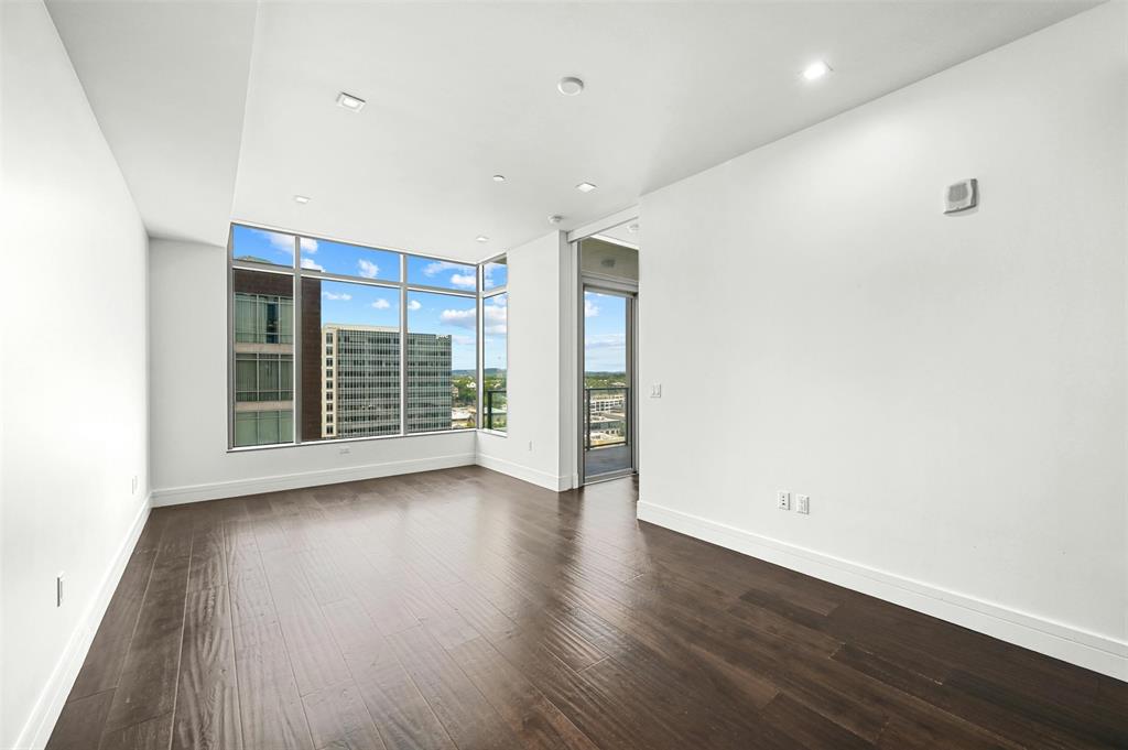 501 West Ave # 1402