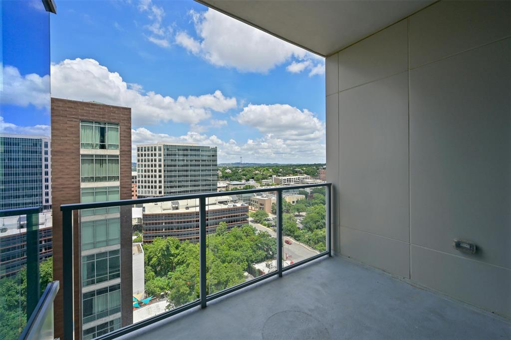 501 West Ave # 1402