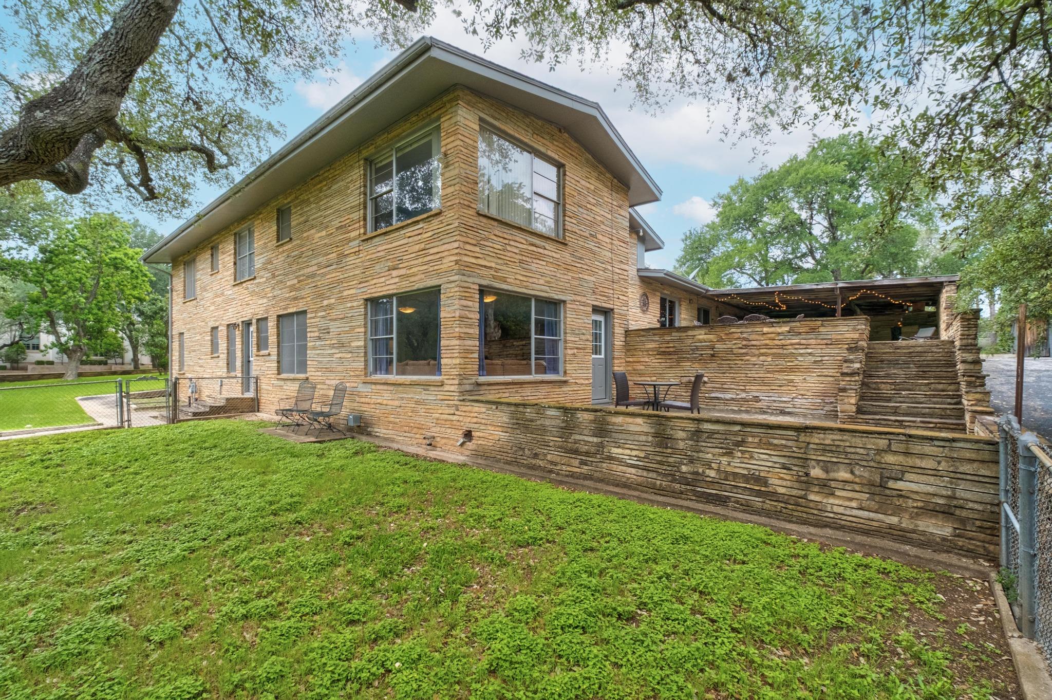 2805 Hatley DR