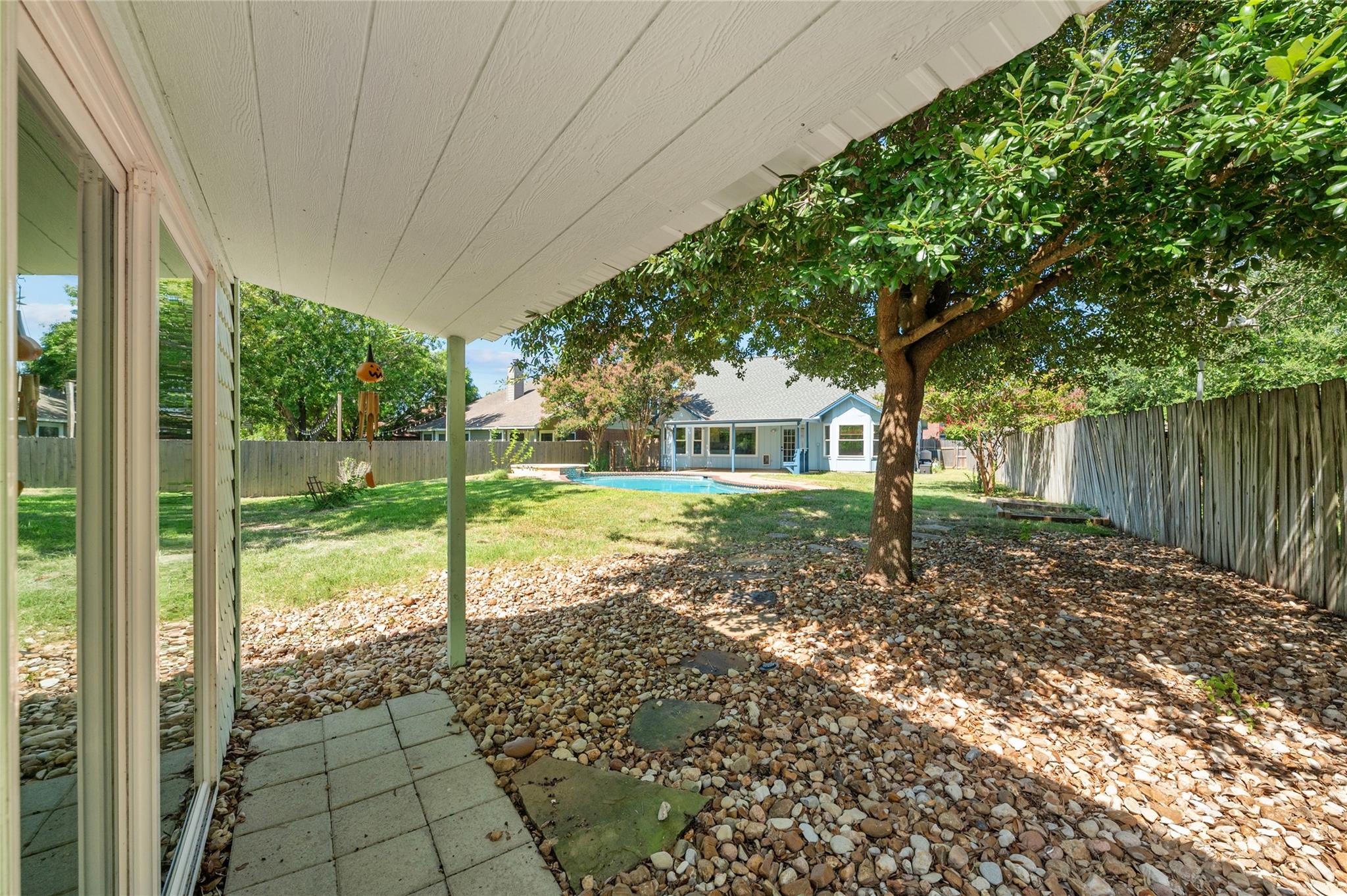 17121 Village Glen RD