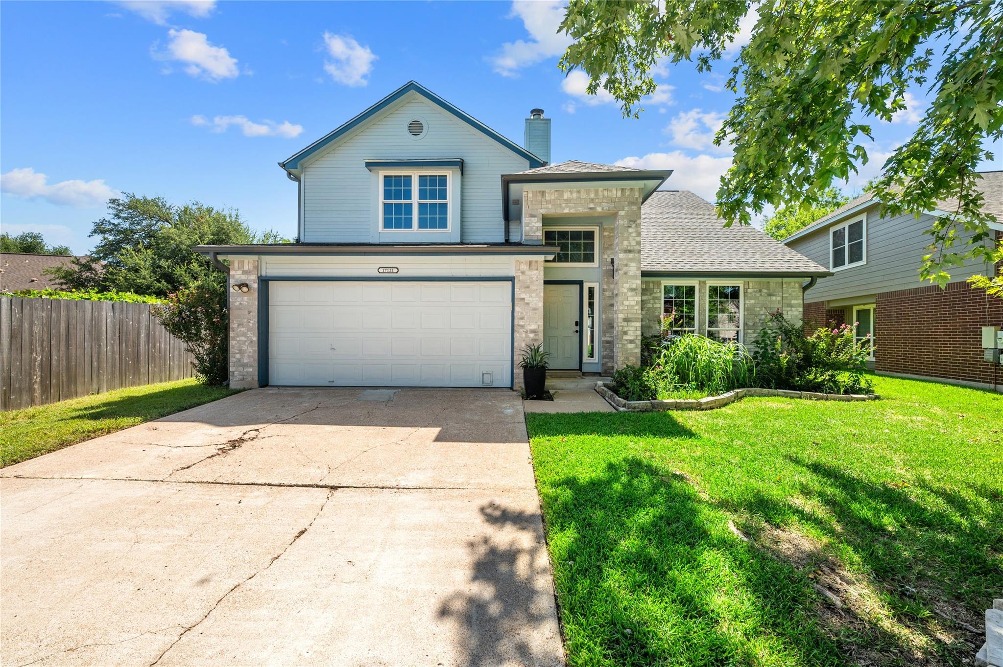 17121 Village Glen RD