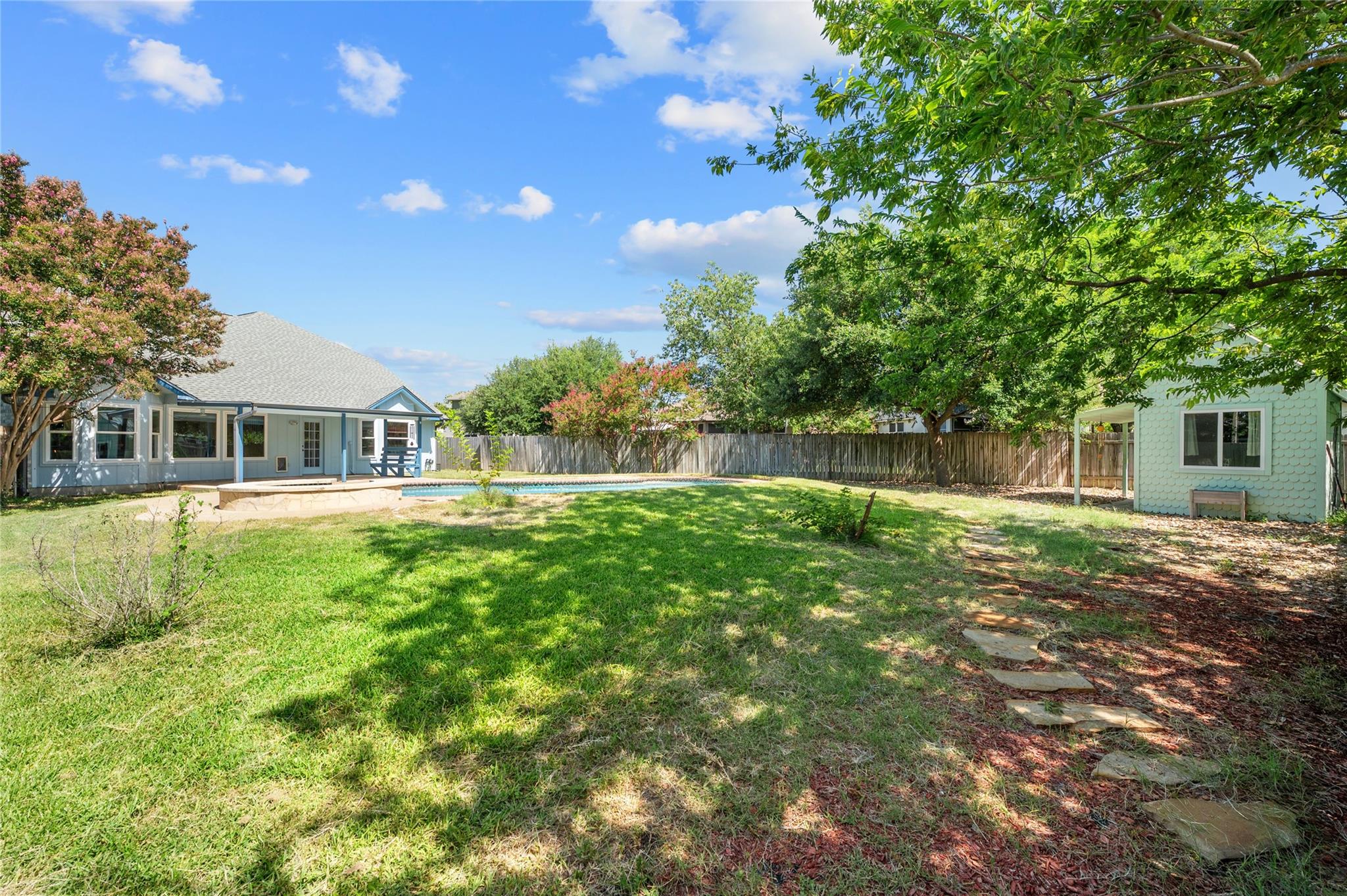 17121 Village Glen RD