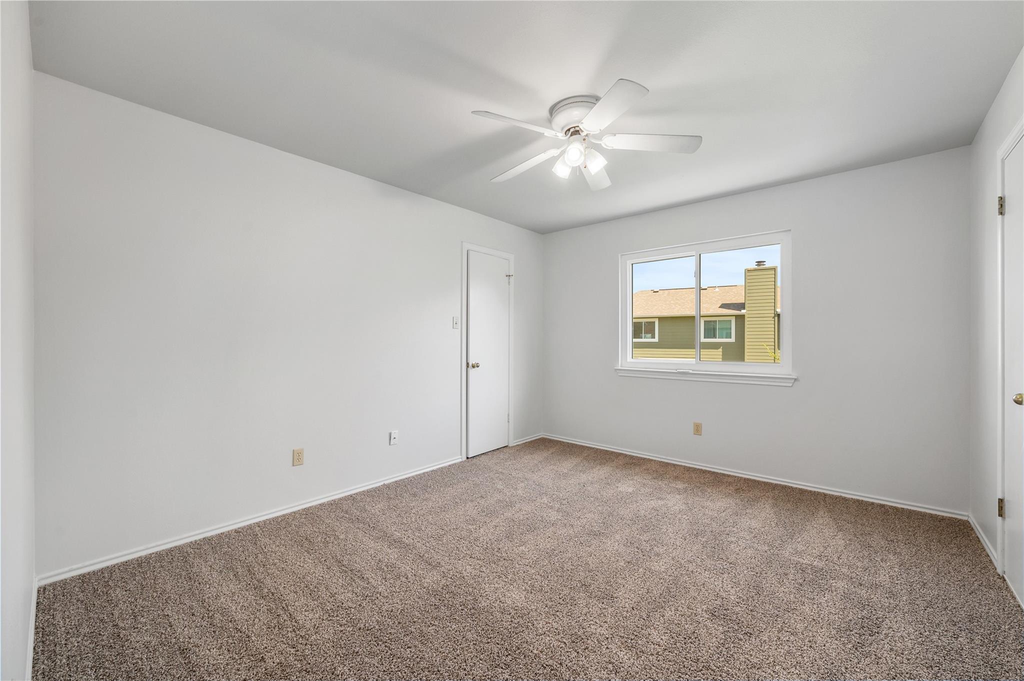 17121 Village Glen RD