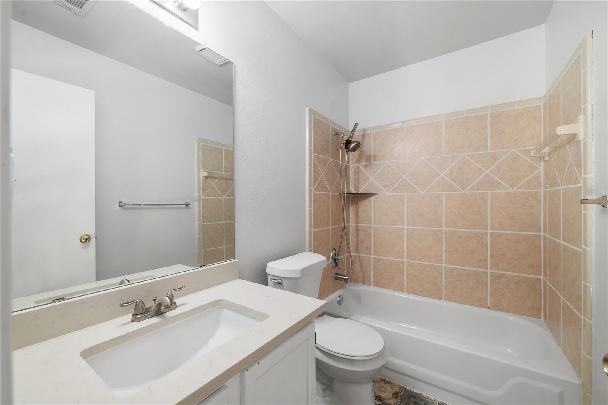 17121 Village Glen RD