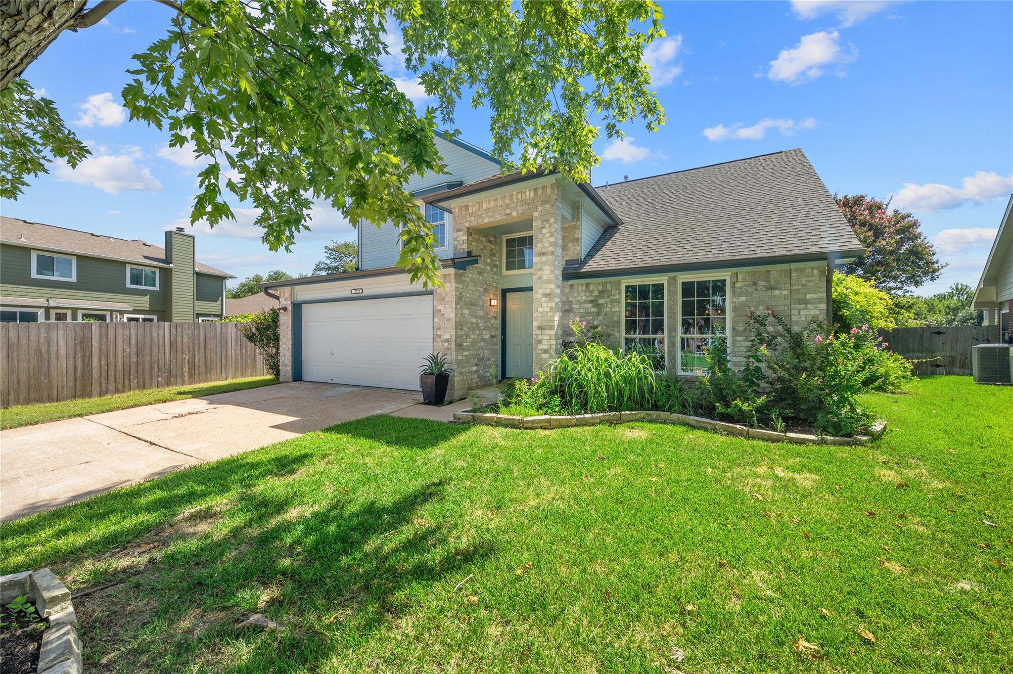 17121 Village Glen RD