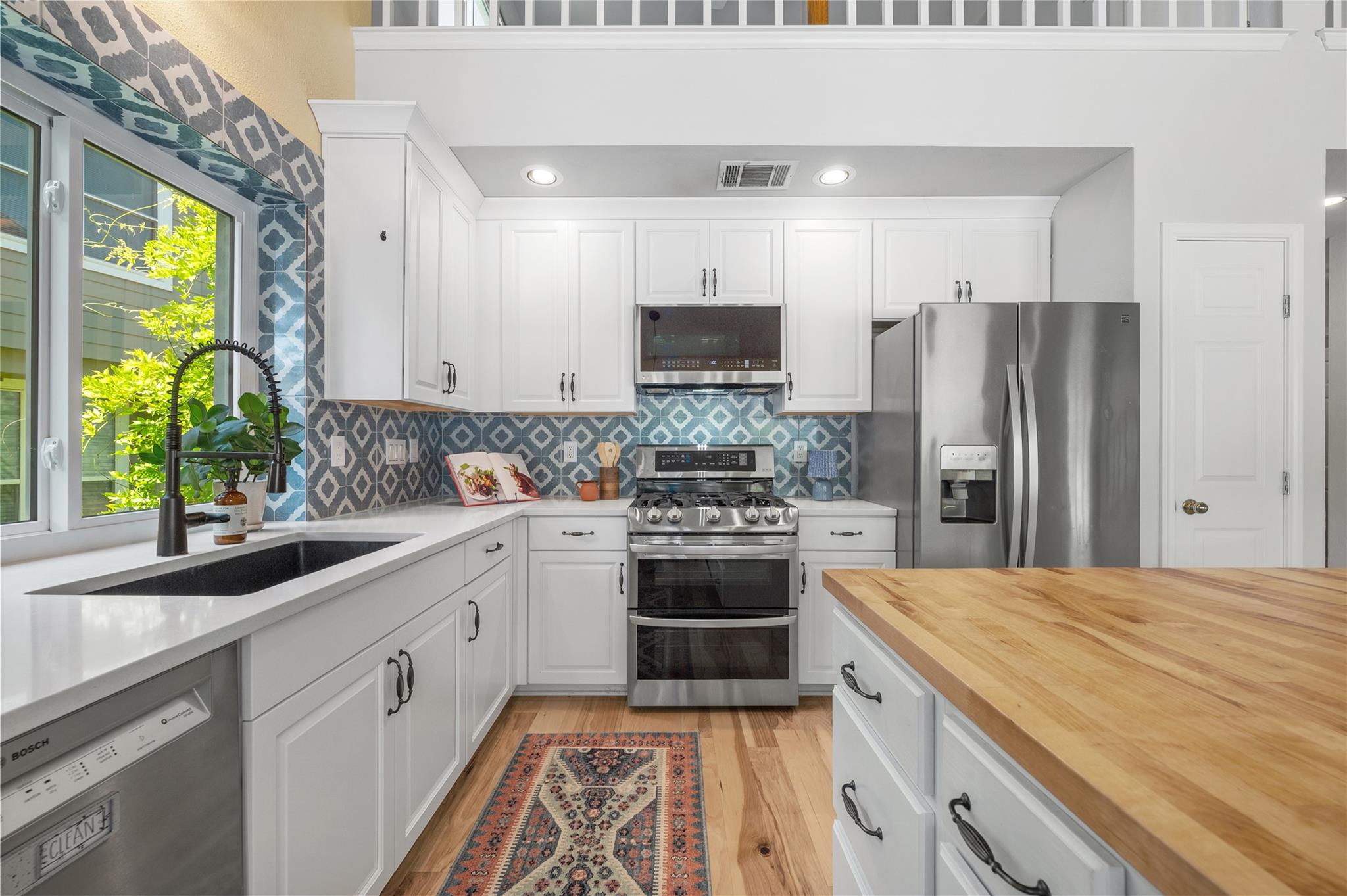 17121 Village Glen RD