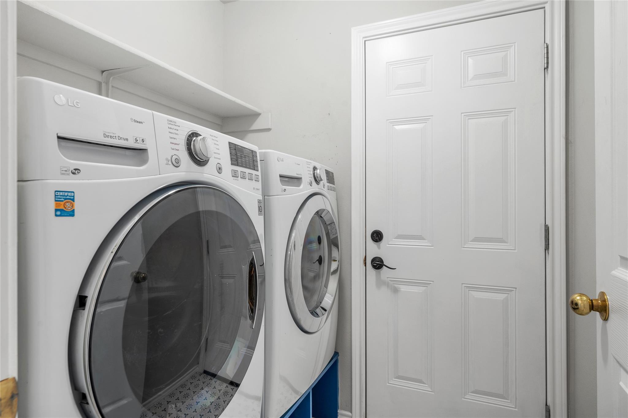 17121 Village Glen RD