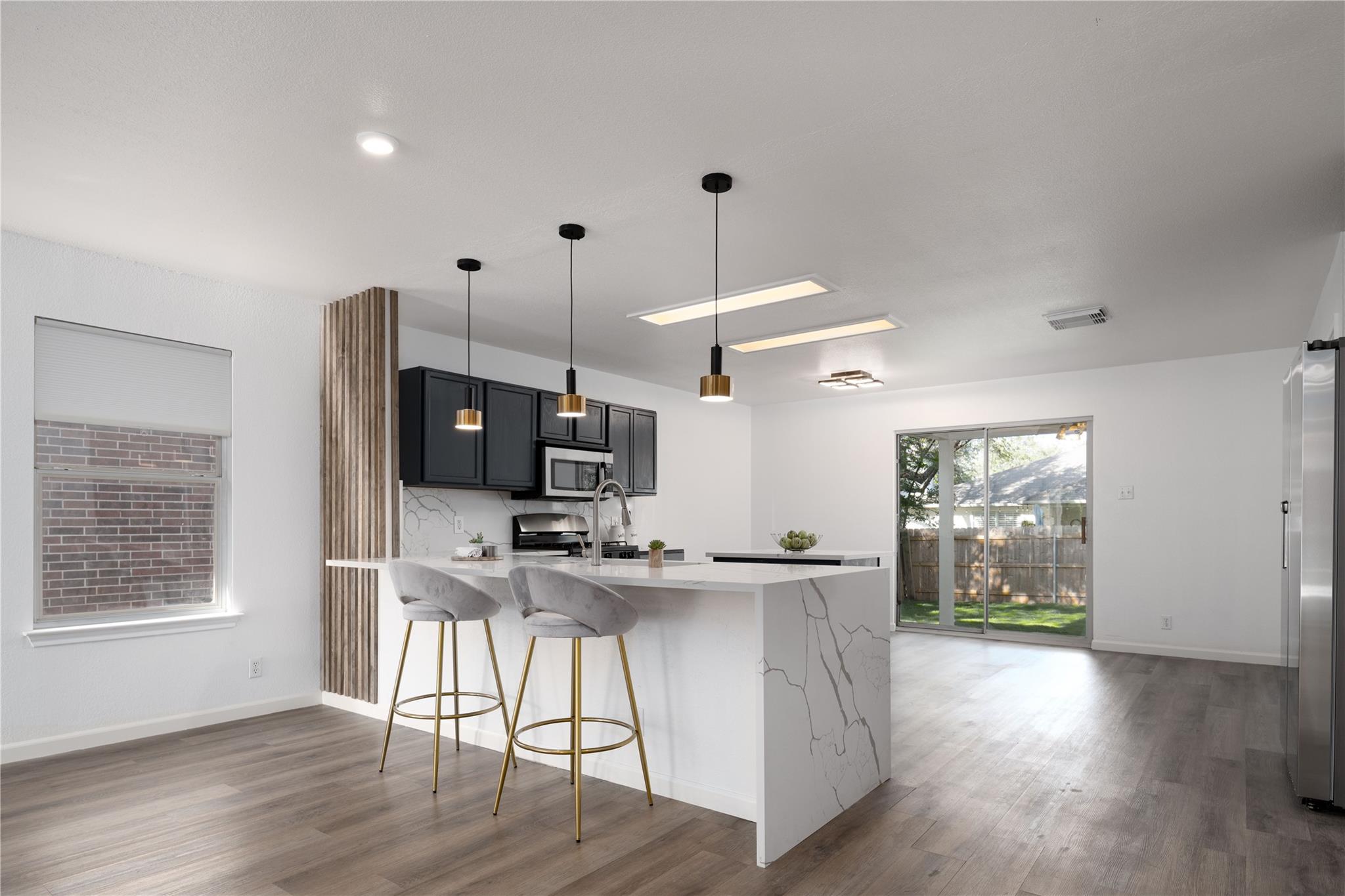 1800 Carriage Hills