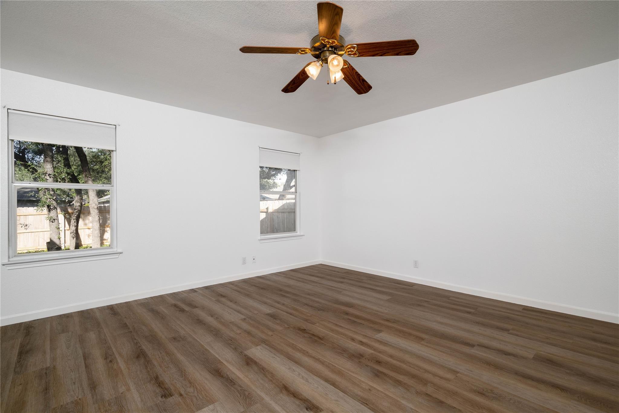 1800 Carriage Hills