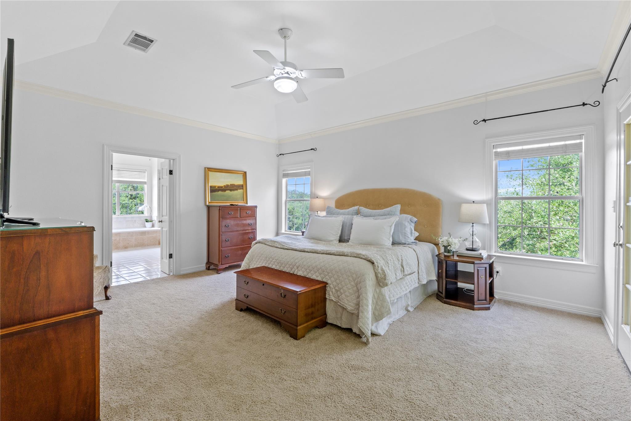 5305 Cuesta Verde
