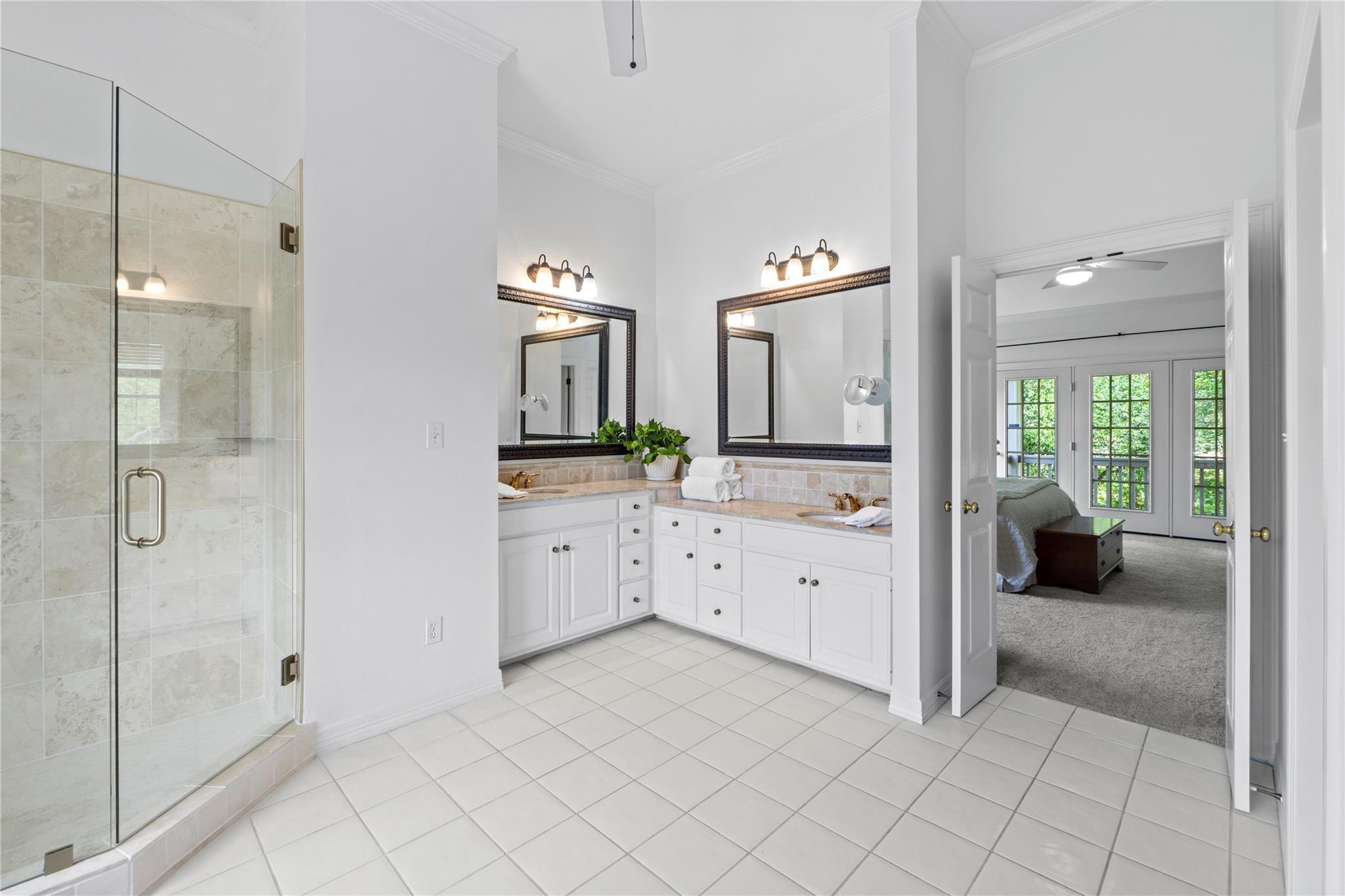5305 Cuesta Verde