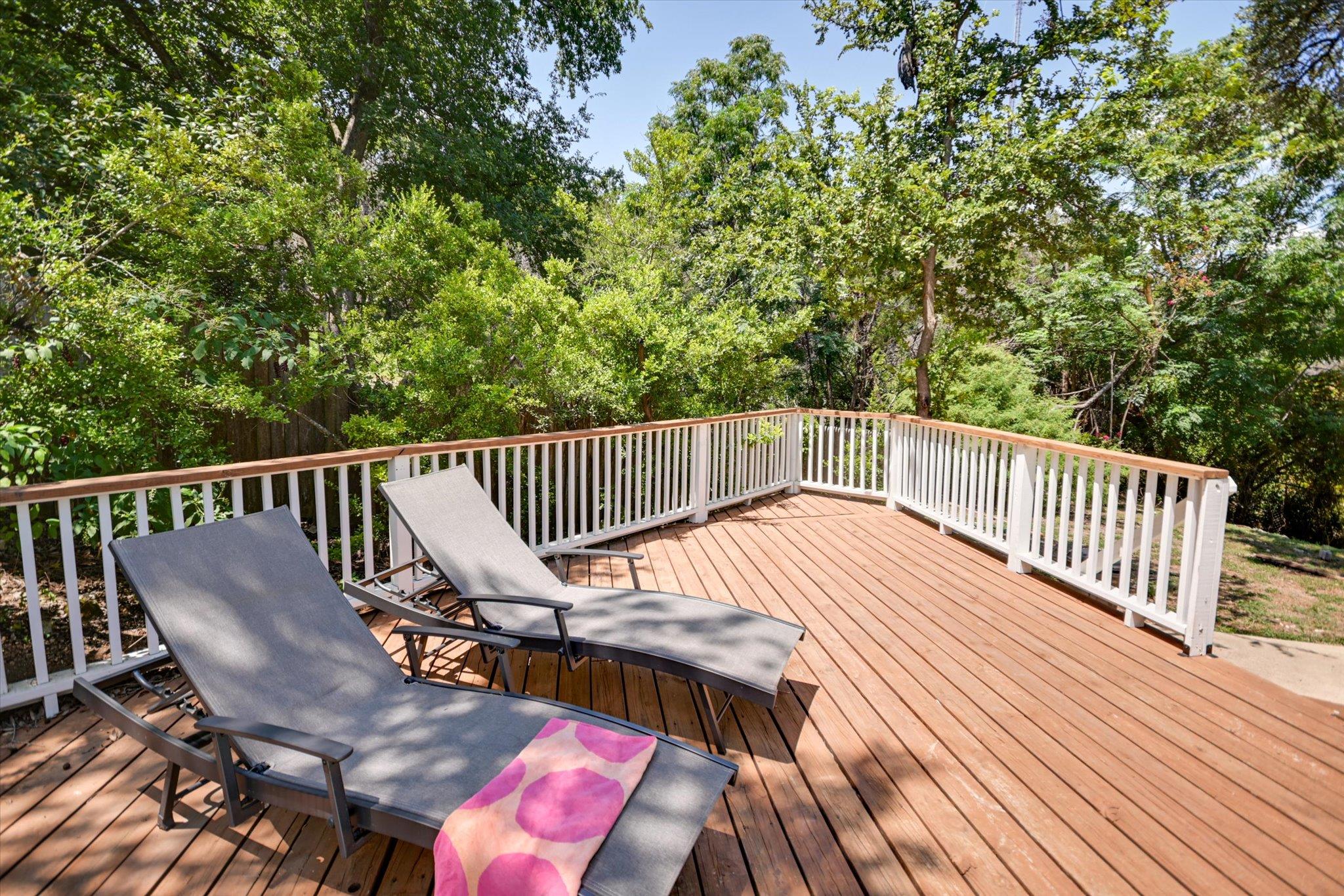 2412 Deer PASS
