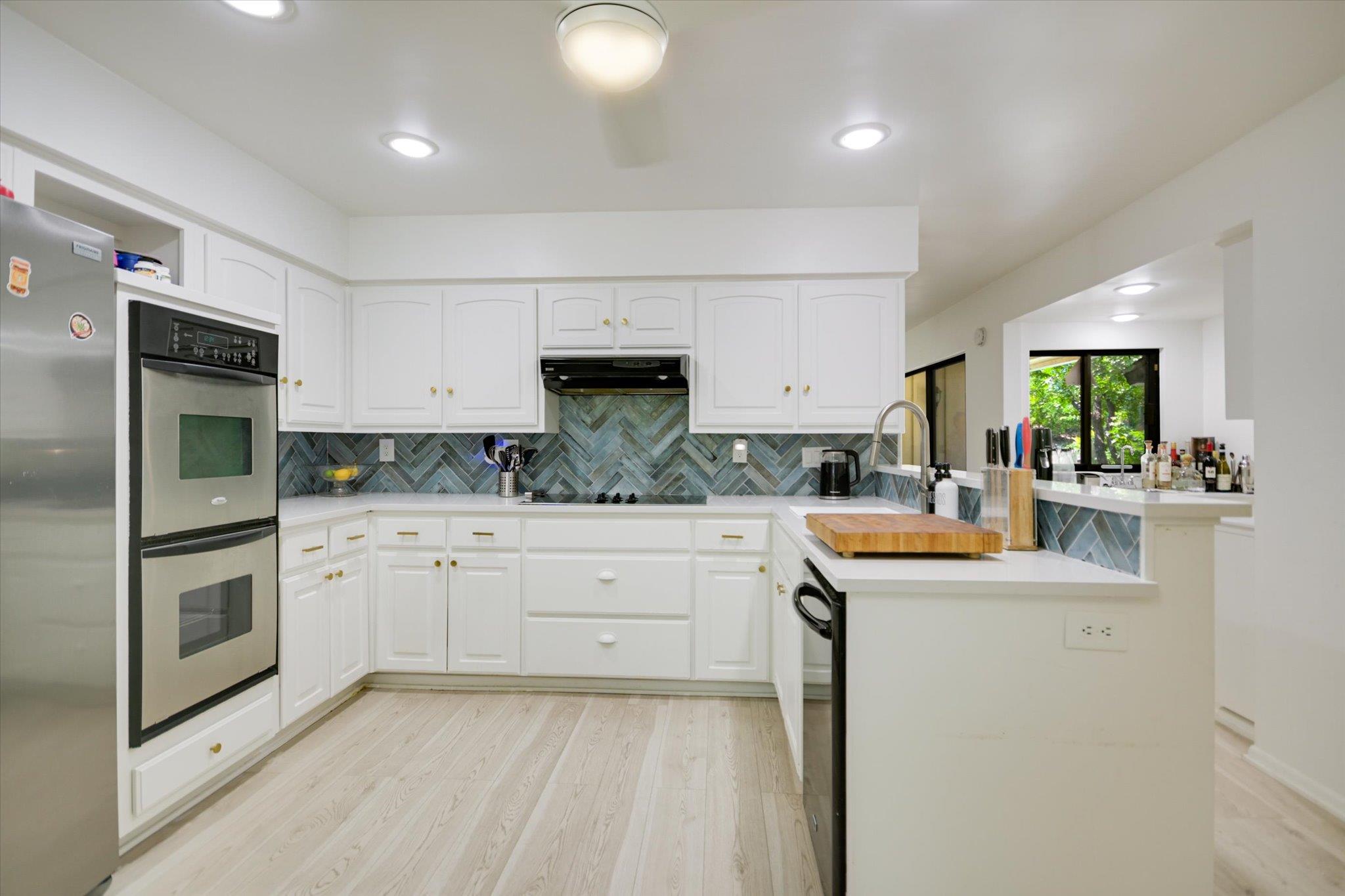 2412 Deer PASS