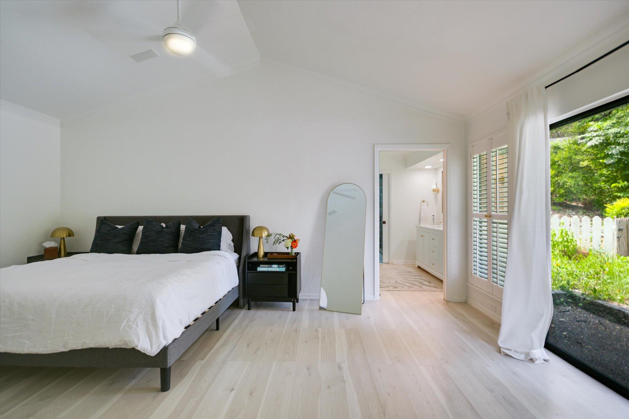 2412 Deer PASS